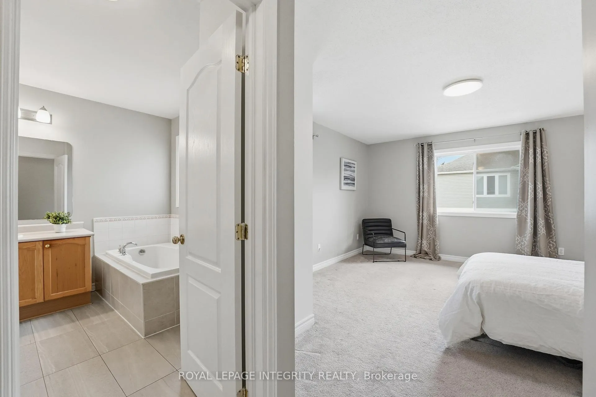 Photo 22 of 260 Deerfox Drive, Ottawa, Barrhaven - Longfields — HOMEH
