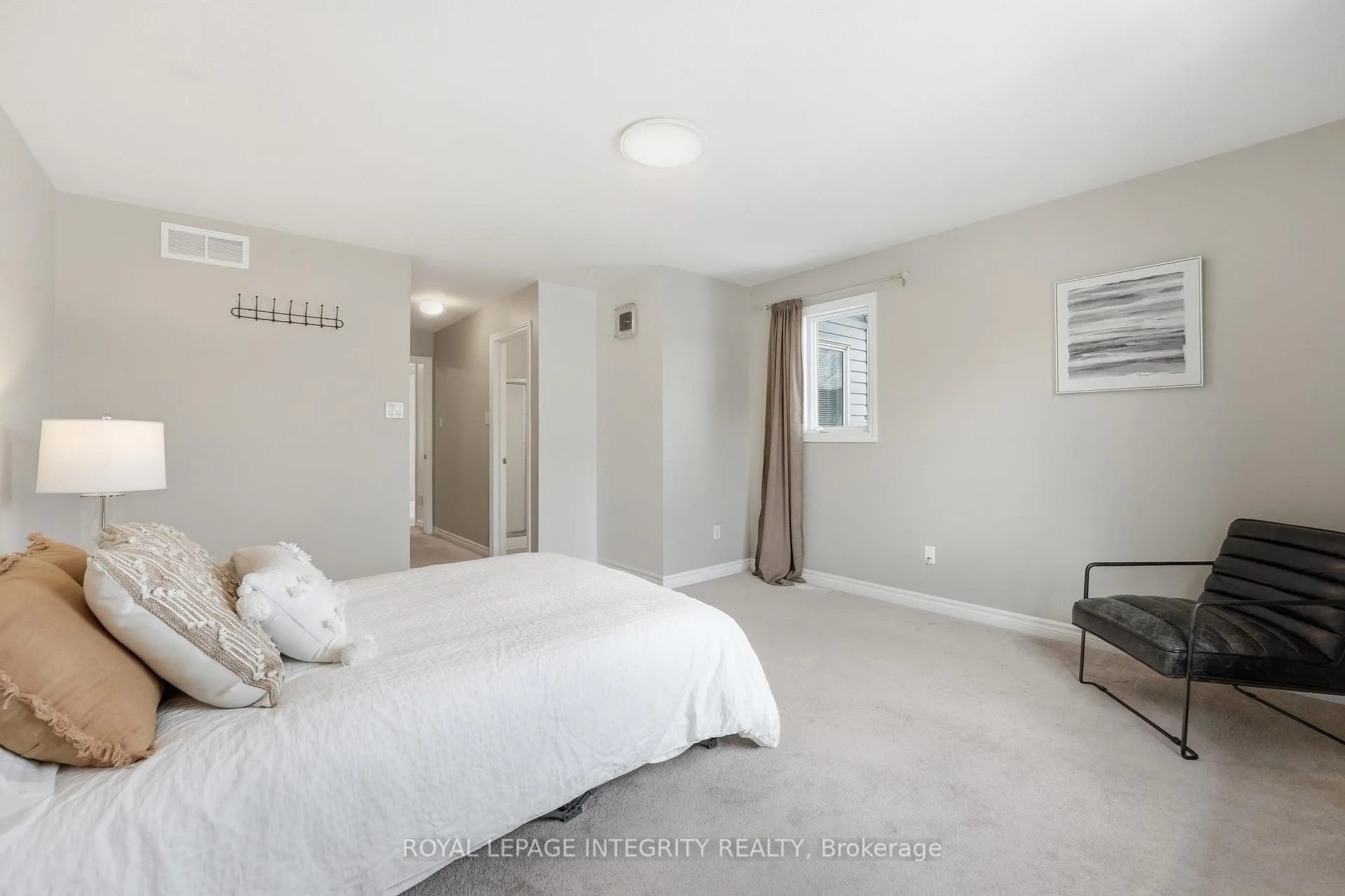 Photo 24 of 260 Deerfox Drive, Ottawa, Barrhaven - Longfields — HOMEH