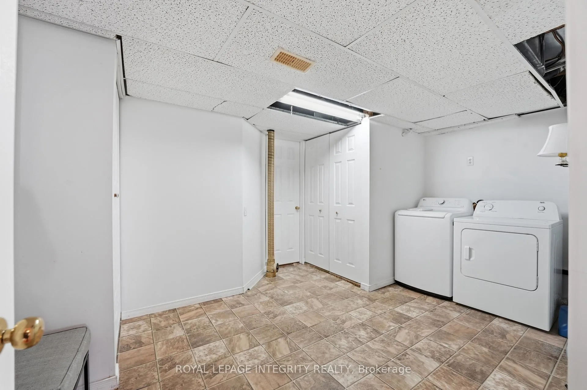 Photo 37 of 260 Deerfox Drive, Ottawa, Barrhaven - Longfields — HOMEH