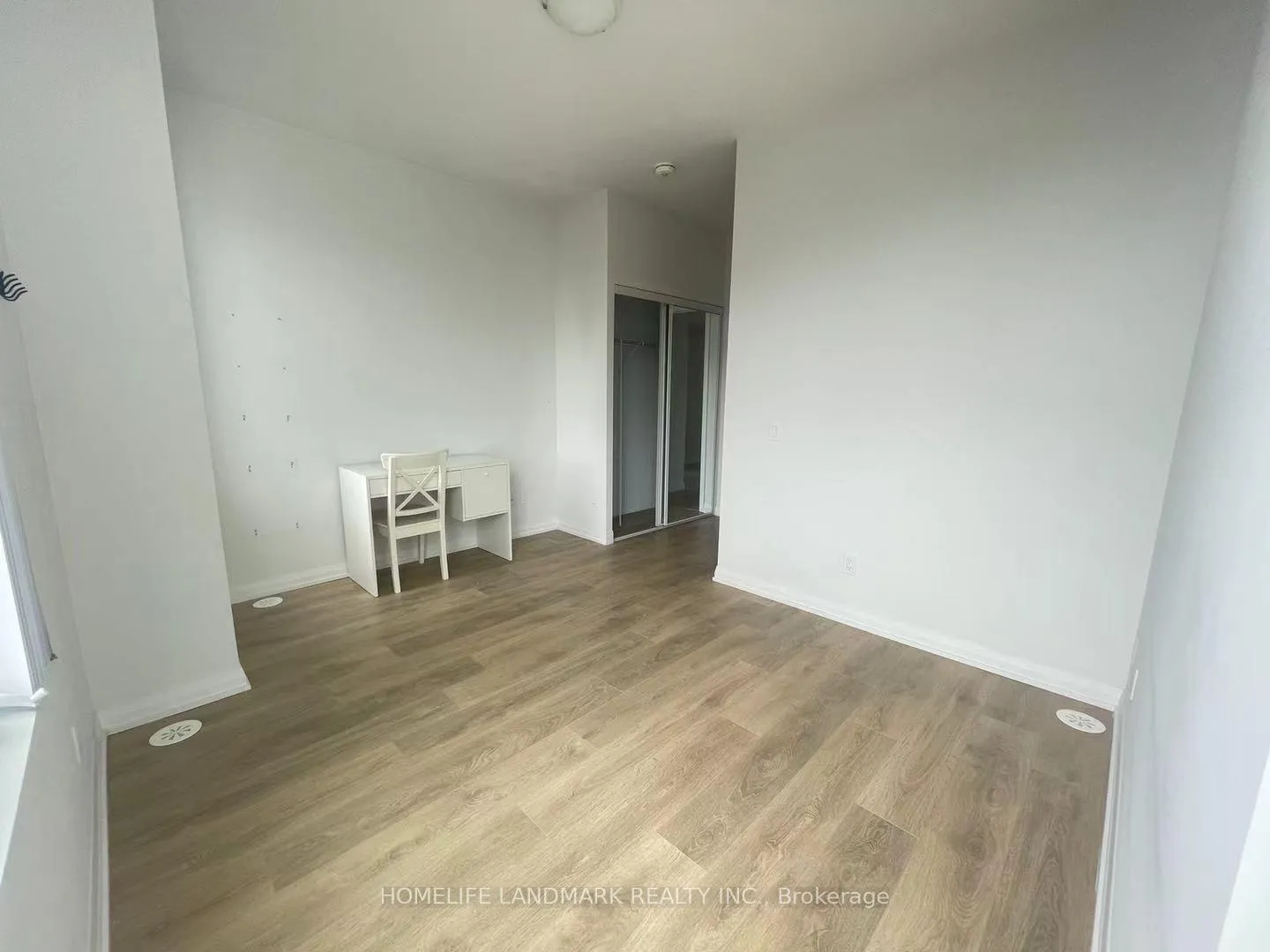 Photo 15 of Unit Th 60, 1060 Portage Parkway, Vaughan, Concord — HOMEH