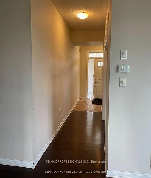 Photo 4 of 272 Leiterman Drive, Milton, Willmott — HOMEH