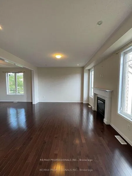 Photo 16 of 272 Leiterman Drive, Milton, Willmott — HOMEH