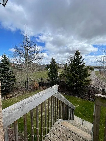 Photo 24 of 272 Leiterman Drive, Milton, Willmott — HOMEH