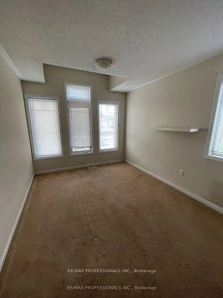 Photo 33 of 272 Leiterman Drive, Milton, Willmott — HOMEH