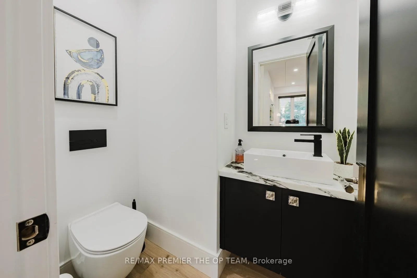 Photo 13 of 15 Rodcliff Road, New Tecumseth, Tottenham — HOMEH