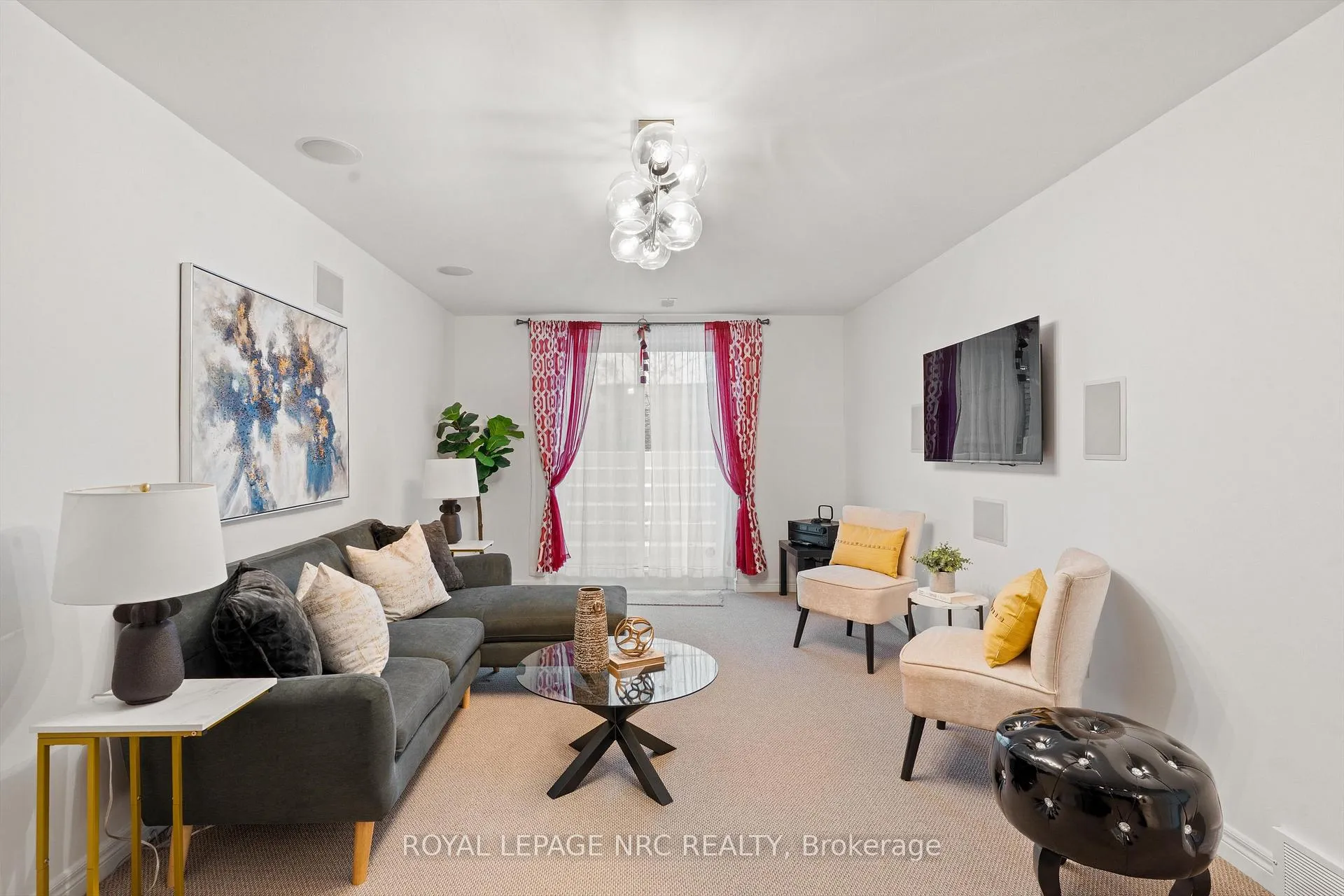 Photo 20 of Unit B, 393 Glendale Avenue, St. Catharines, Secord Woods — HOMEH