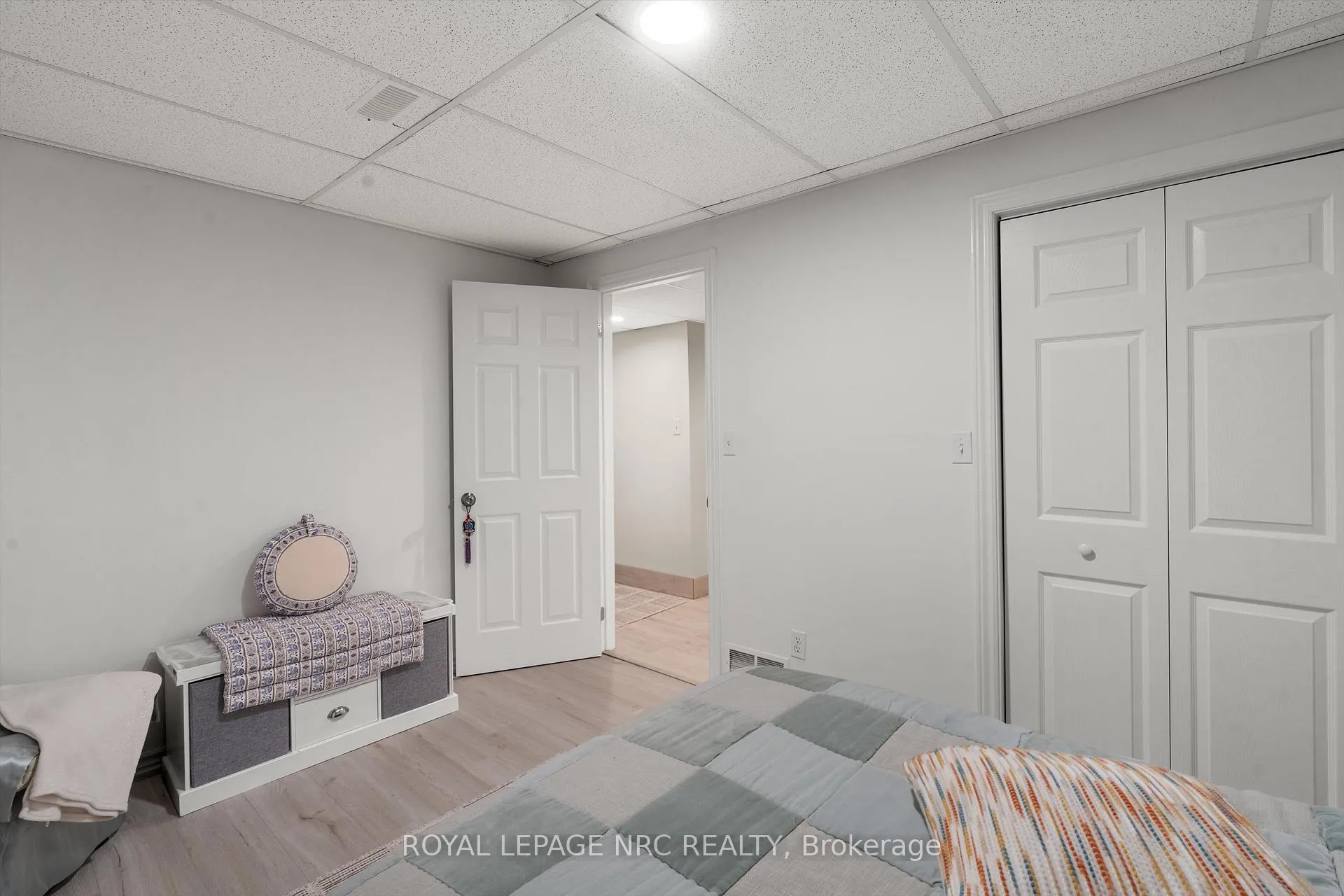 Photo 26 of Unit B, 393 Glendale Avenue, St. Catharines, Secord Woods — HOMEH