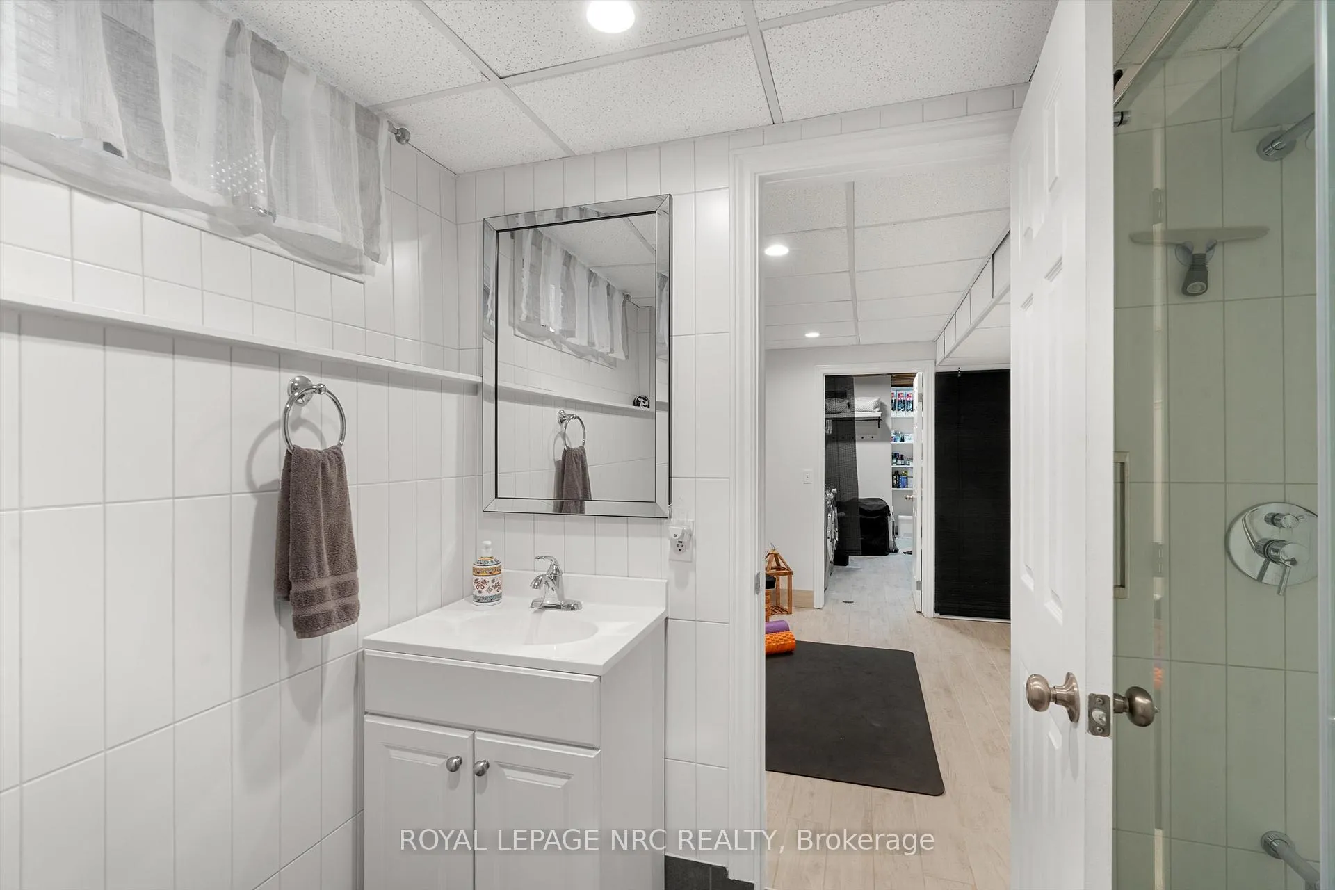 Photo 27 of Unit B, 393 Glendale Avenue, St. Catharines, Secord Woods — HOMEH