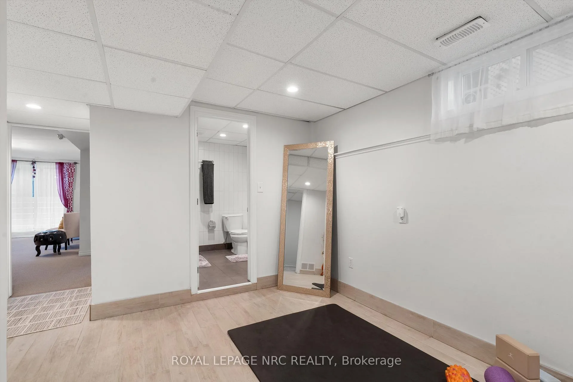 Photo 30 of Unit B, 393 Glendale Avenue, St. Catharines, Secord Woods — HOMEH