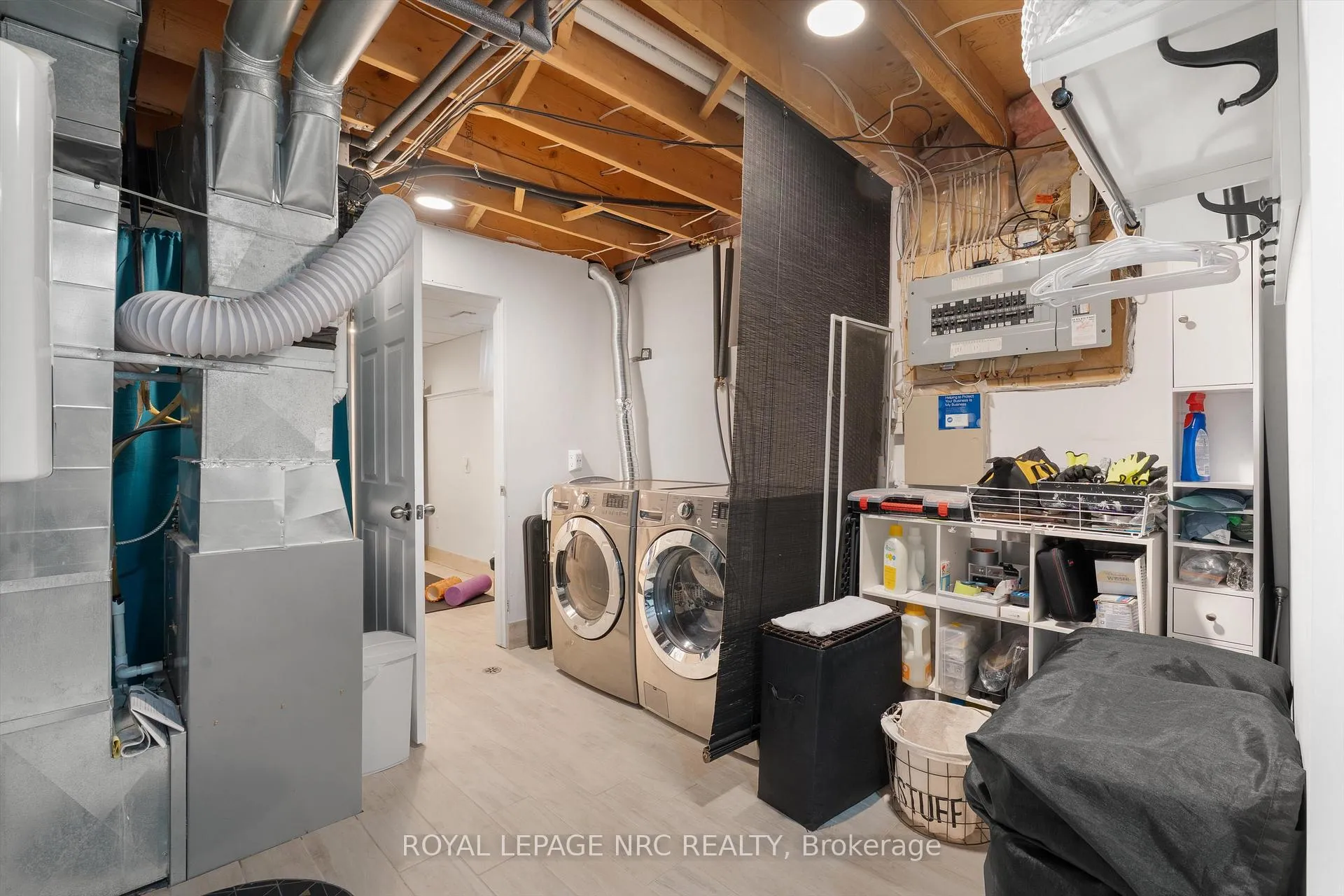 Photo 31 of Unit B, 393 Glendale Avenue, St. Catharines, Secord Woods — HOMEH