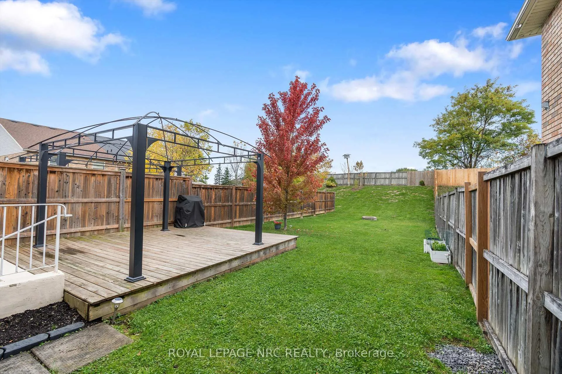 Photo 34 of Unit B, 393 Glendale Avenue, St. Catharines, Secord Woods — HOMEH