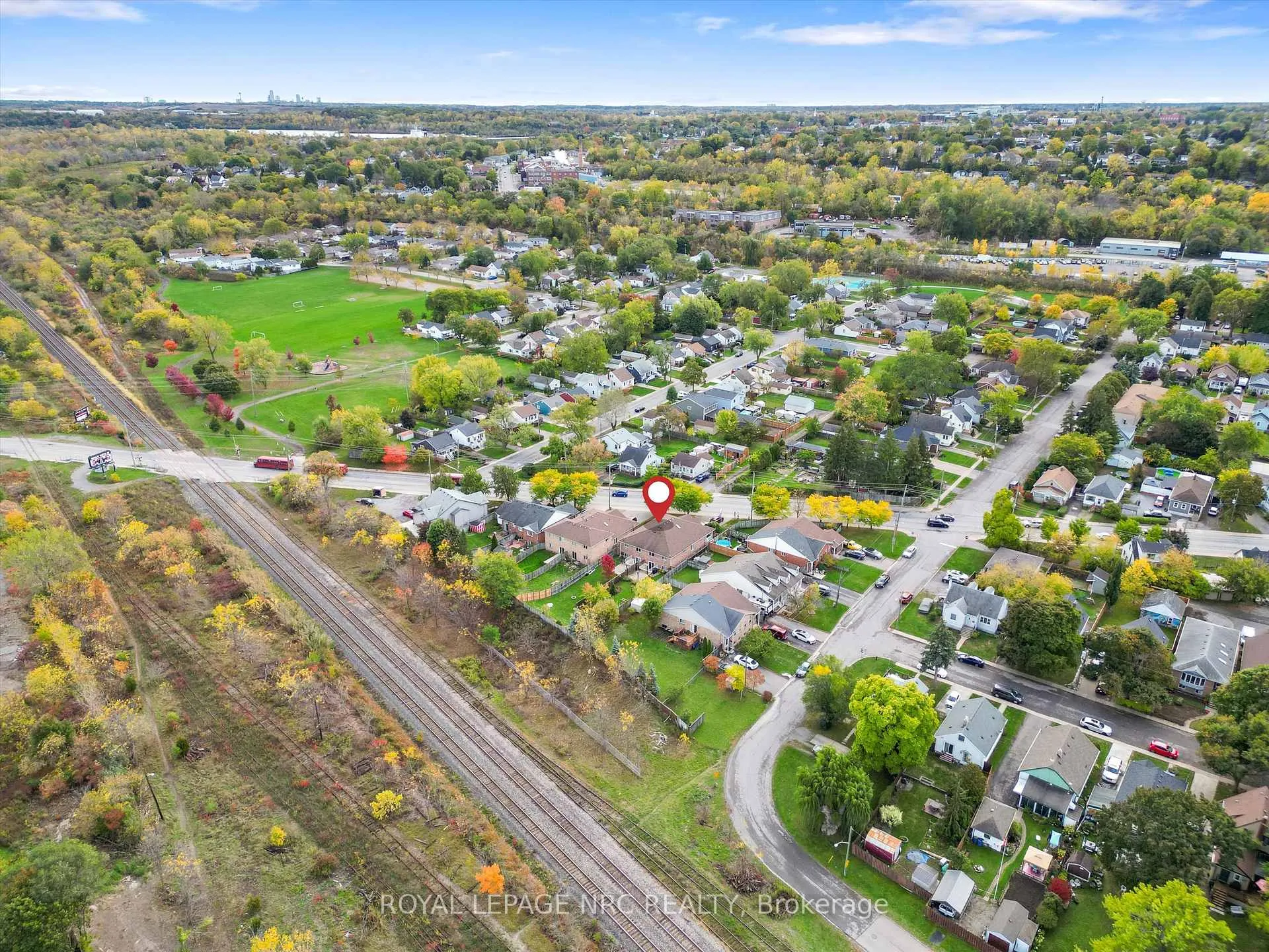 Photo 40 of Unit B, 393 Glendale Avenue, St. Catharines, Secord Woods — HOMEH