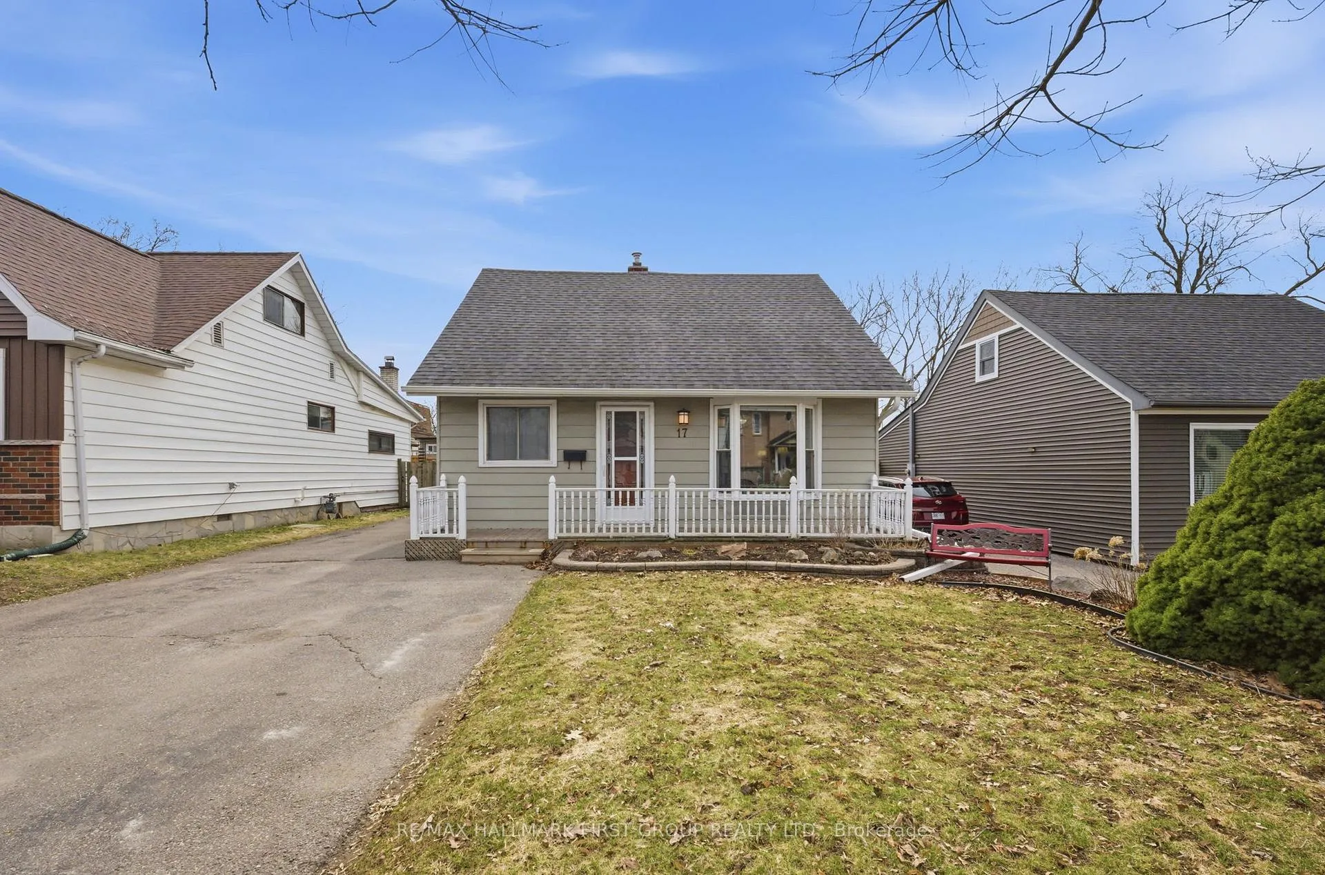 Photo 1 of 17 Brock Street, Ajax, Central — HOMEH