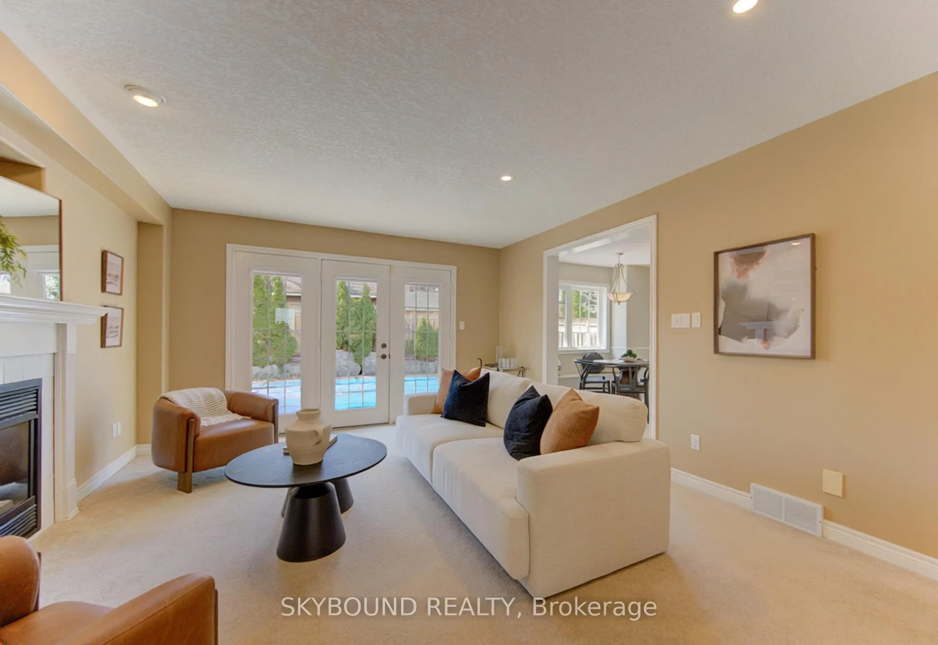 Photo 10 of 179 Bridgewater Crescent, Waterloo, Westvale — HOMEH