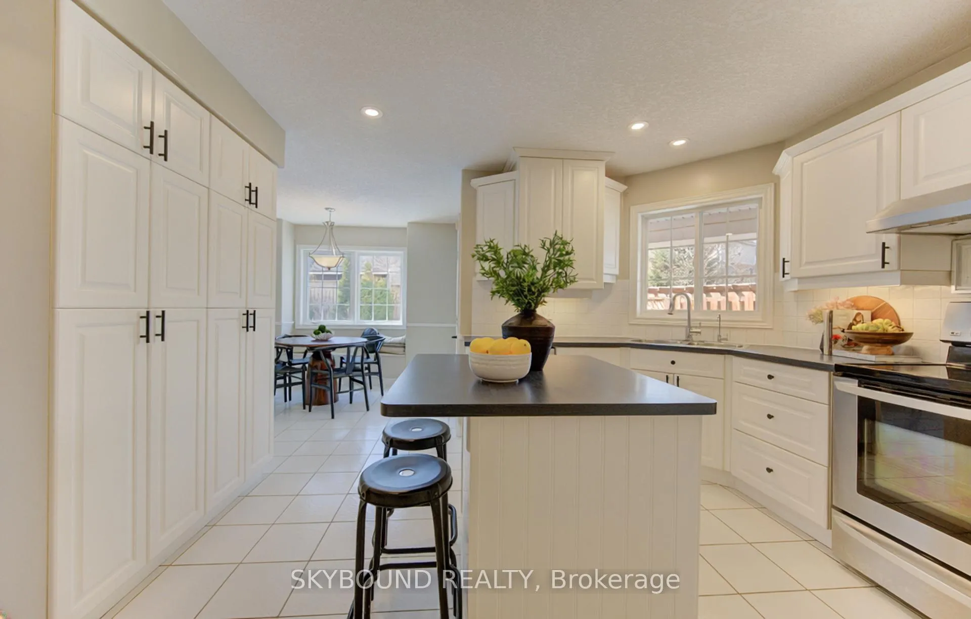 Photo 13 of 179 Bridgewater Crescent, Waterloo, Westvale — HOMEH