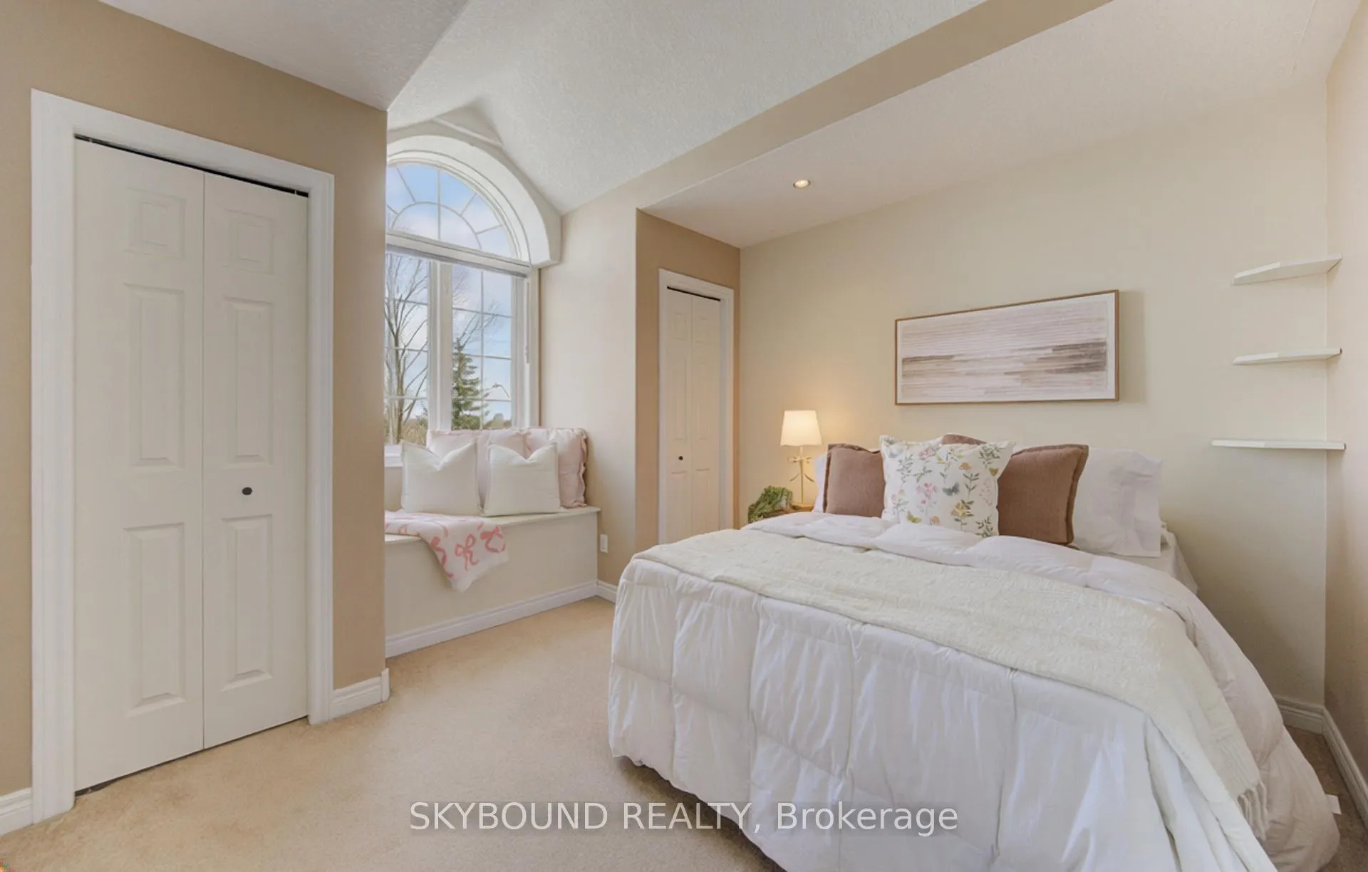 Photo 22 of 179 Bridgewater Crescent, Waterloo, Westvale — HOMEH