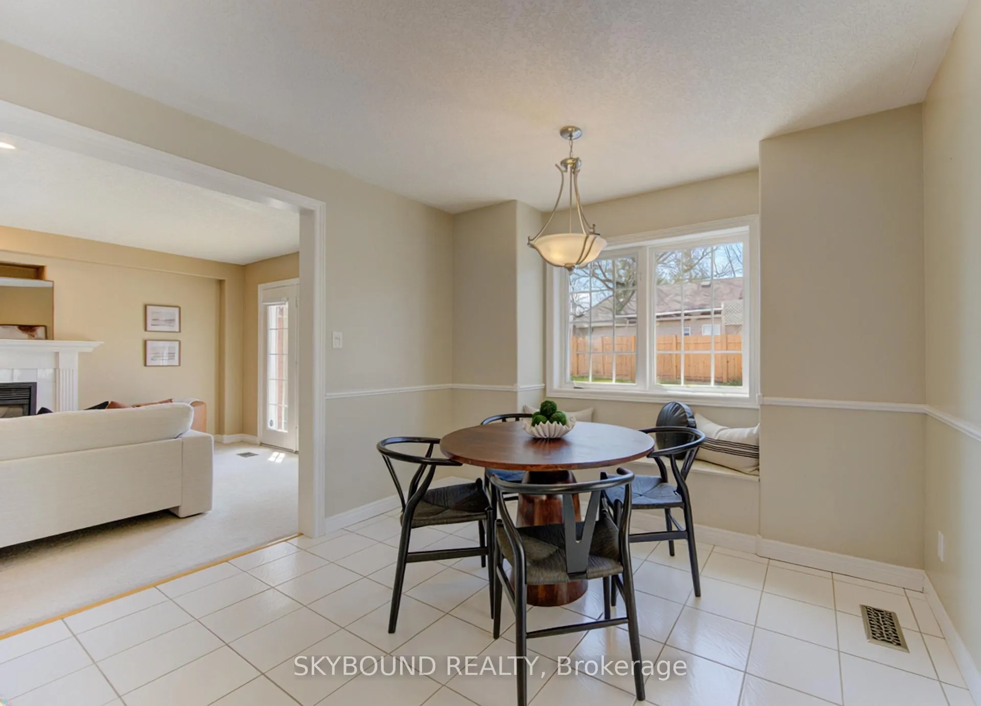 Photo 23 of 179 Bridgewater Crescent, Waterloo, Westvale — HOMEH