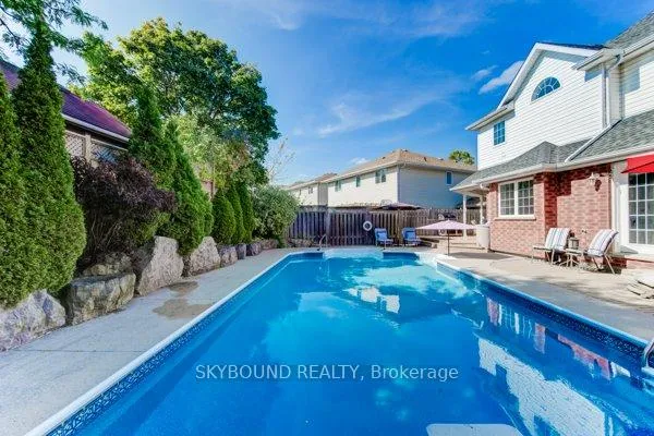 Photo 32 of 179 Bridgewater Crescent, Waterloo, Westvale — HOMEH