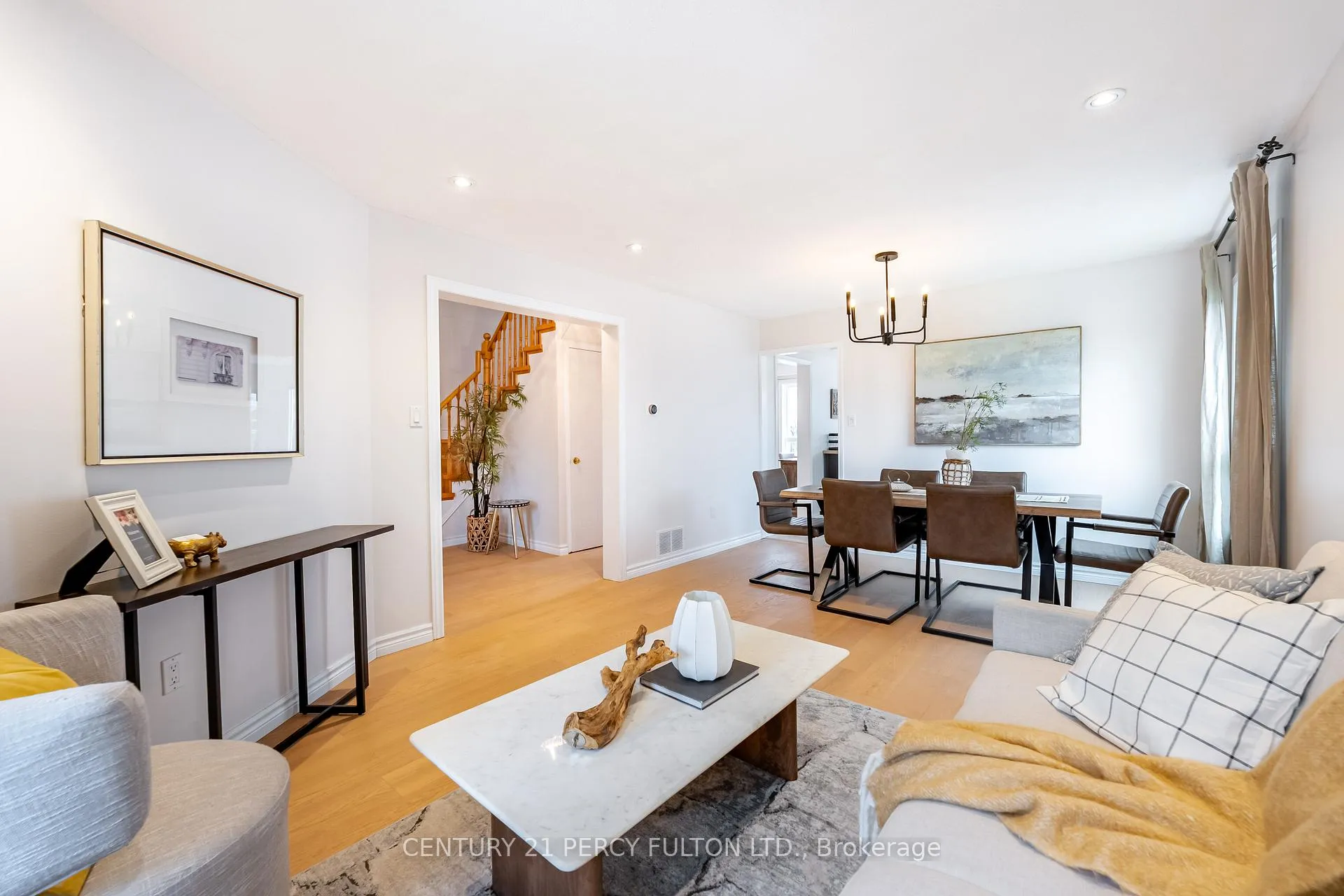 Photo 8 of 1506 Bentley Lane, Pickering, Brock Ridge — HOMEH