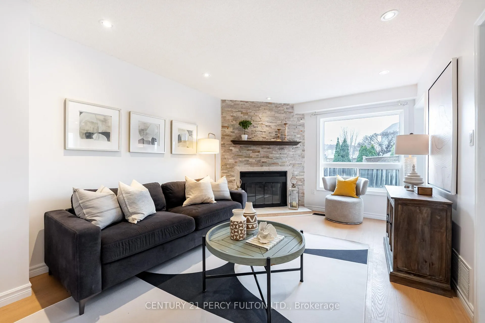 Photo 10 of 1506 Bentley Lane, Pickering, Brock Ridge — HOMEH
