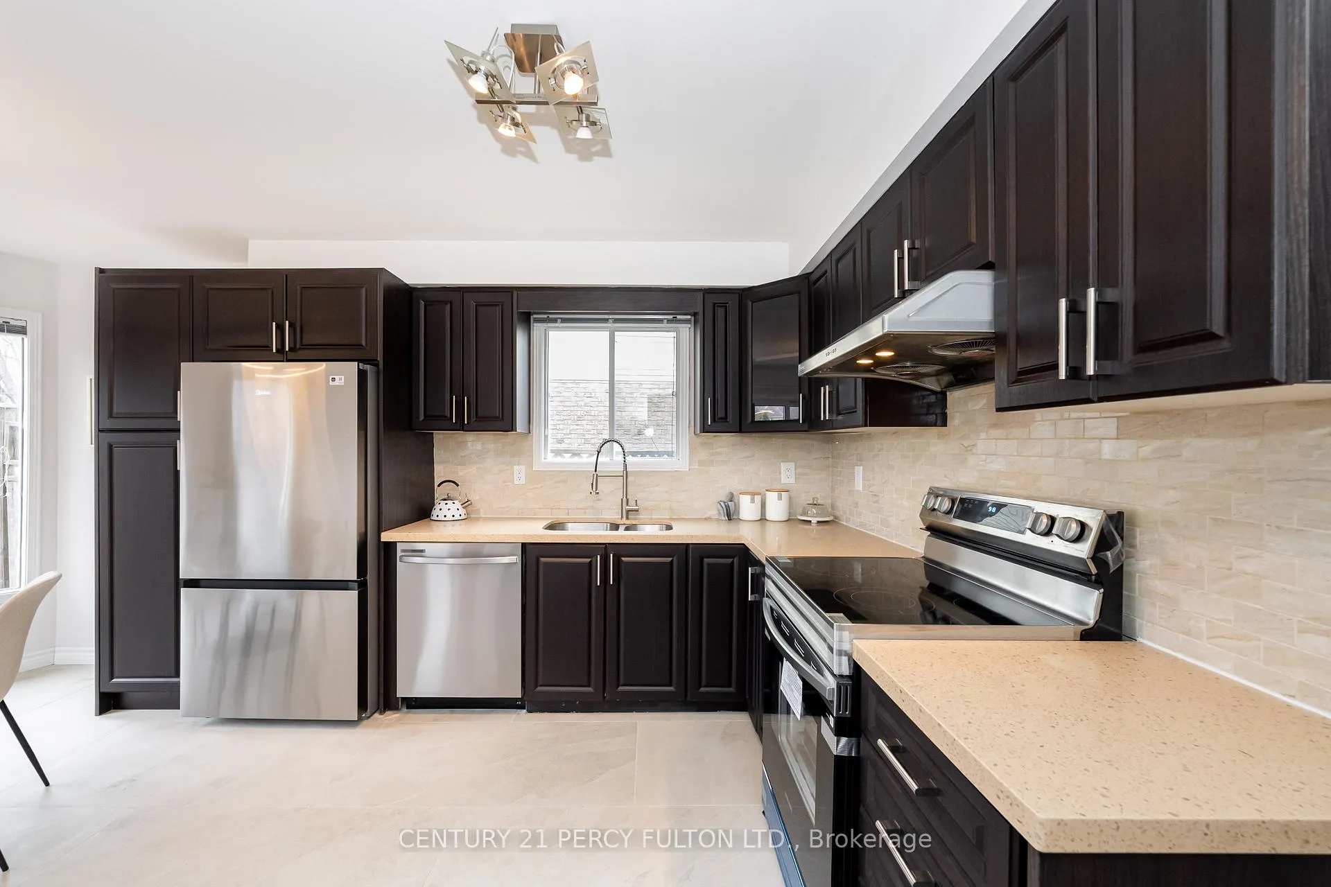 Photo 14 of 1506 Bentley Lane, Pickering, Brock Ridge — HOMEH