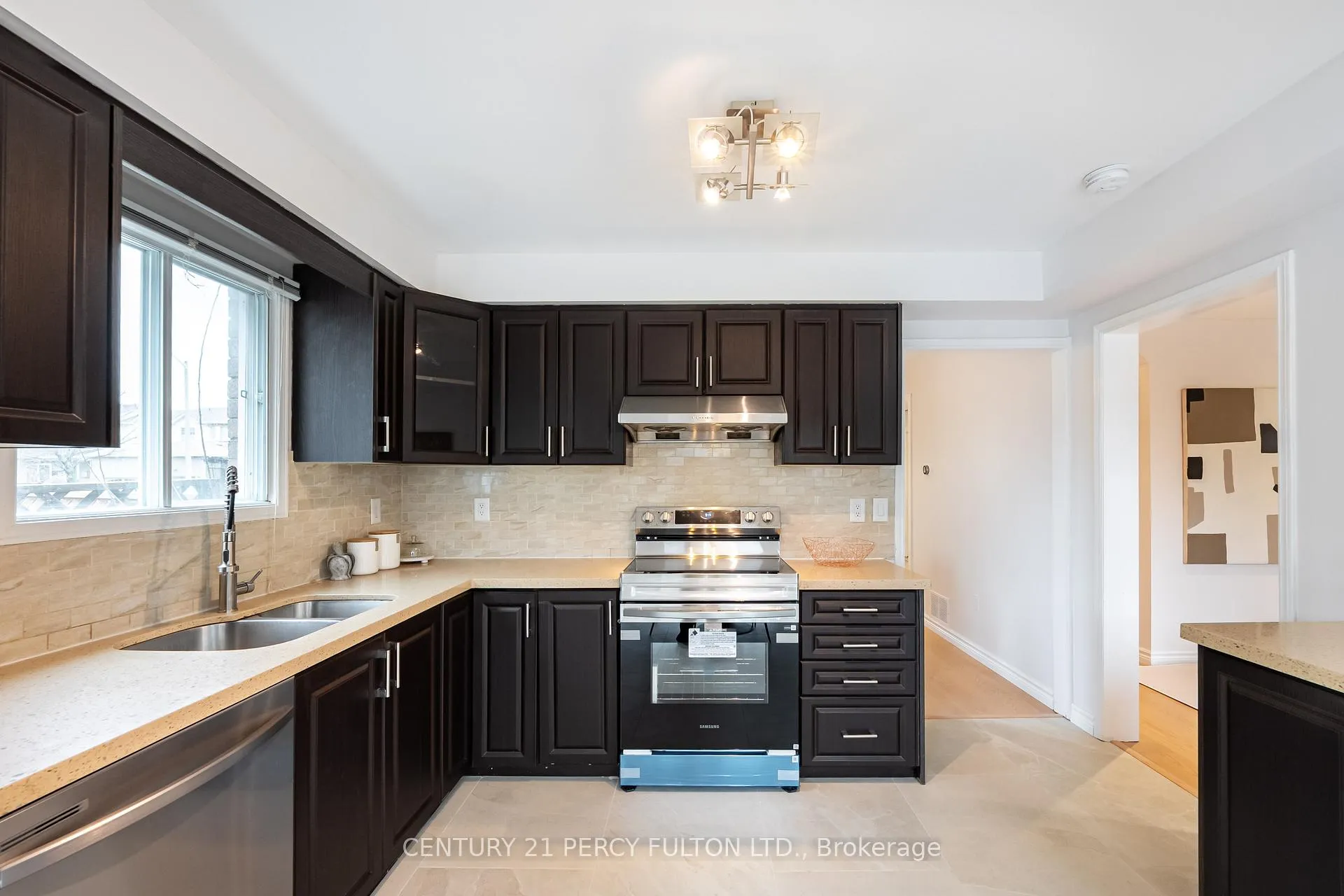 Photo 16 of 1506 Bentley Lane, Pickering, Brock Ridge — HOMEH