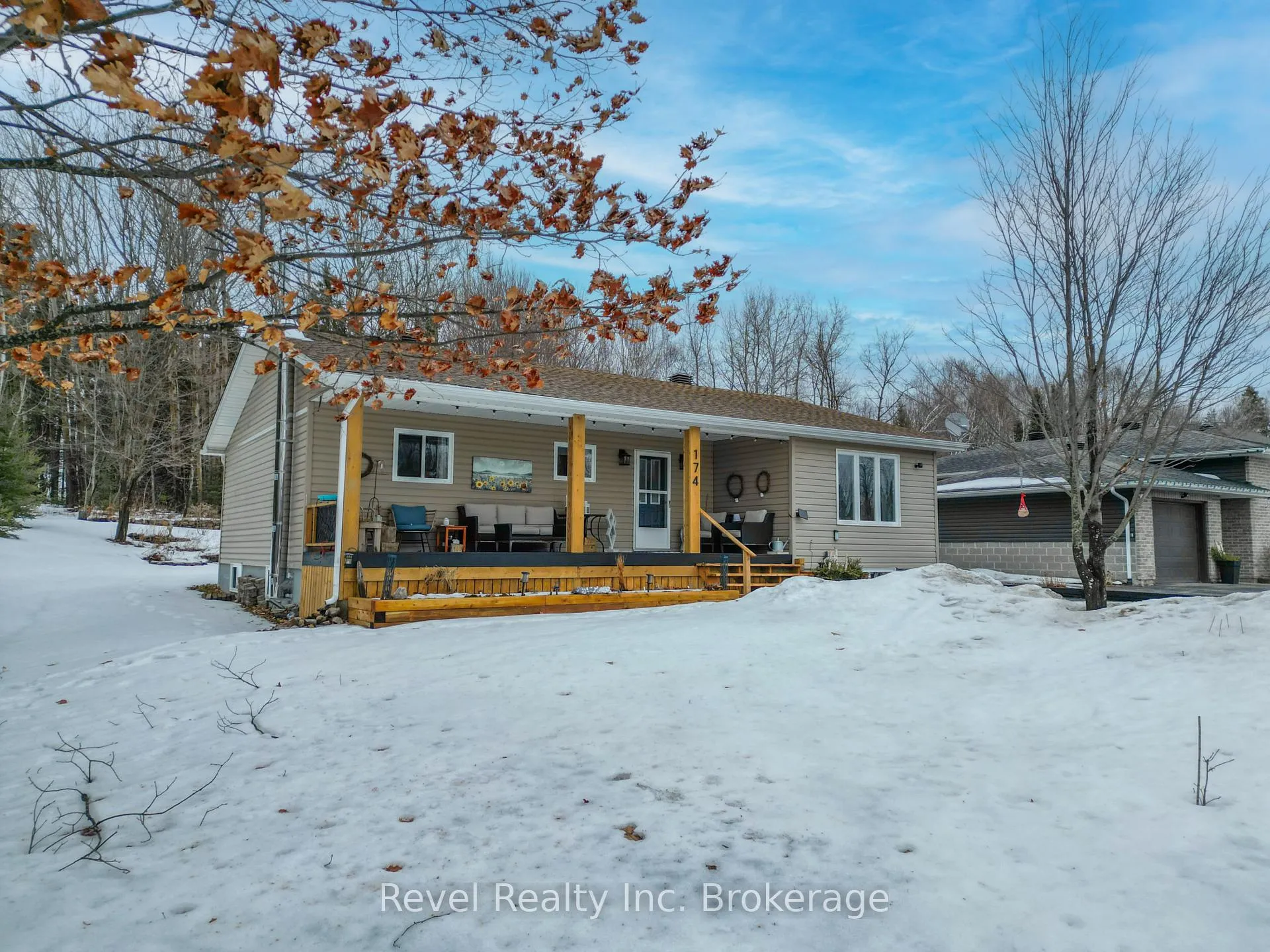 Photo 1 of 174 Golf Course Road, Callander — HOMEH