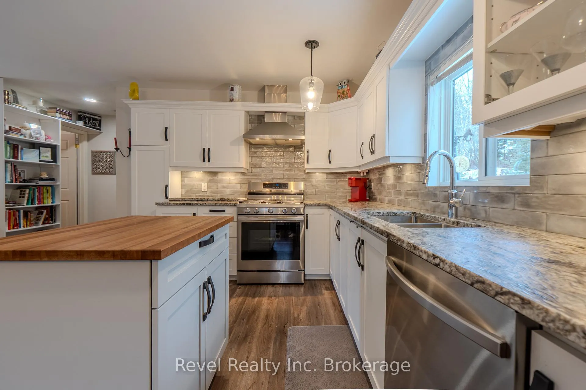 Photo 18 of 174 Golf Course Road, Callander — HOMEH