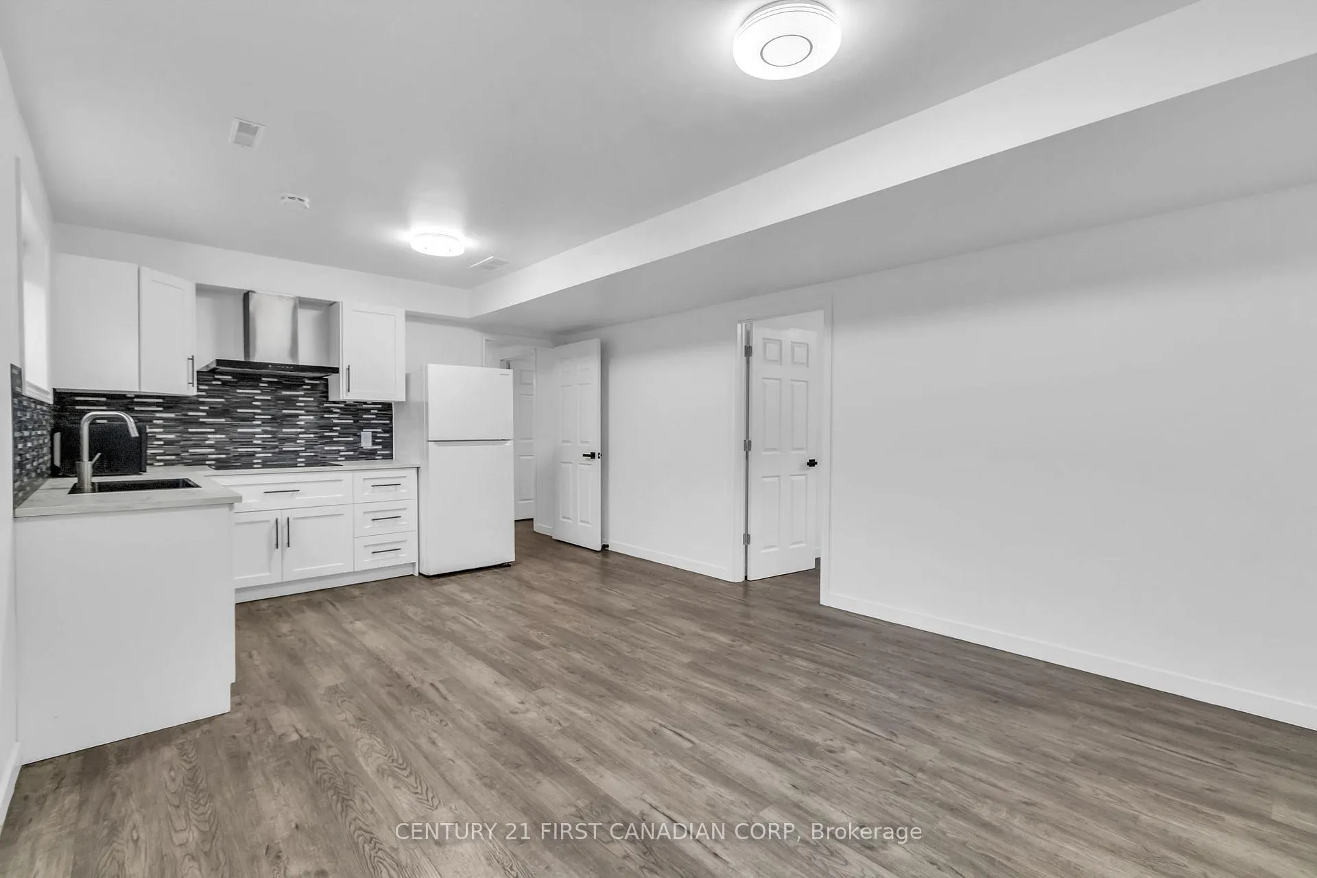 Photo 13 of 132 Jensen Road, London, East D — HOMEH