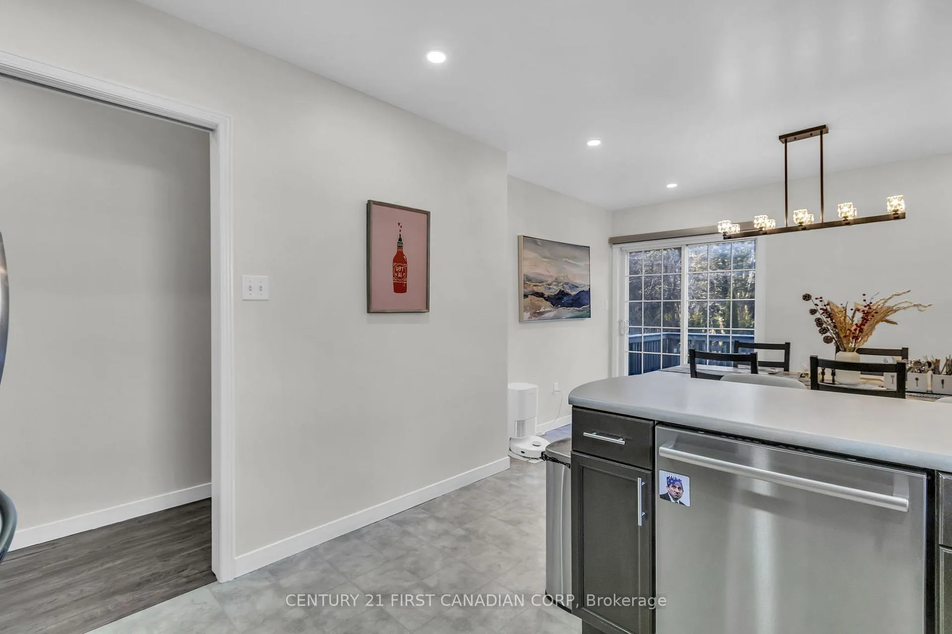 Photo 26 of 132 Jensen Road, London, East D — HOMEH