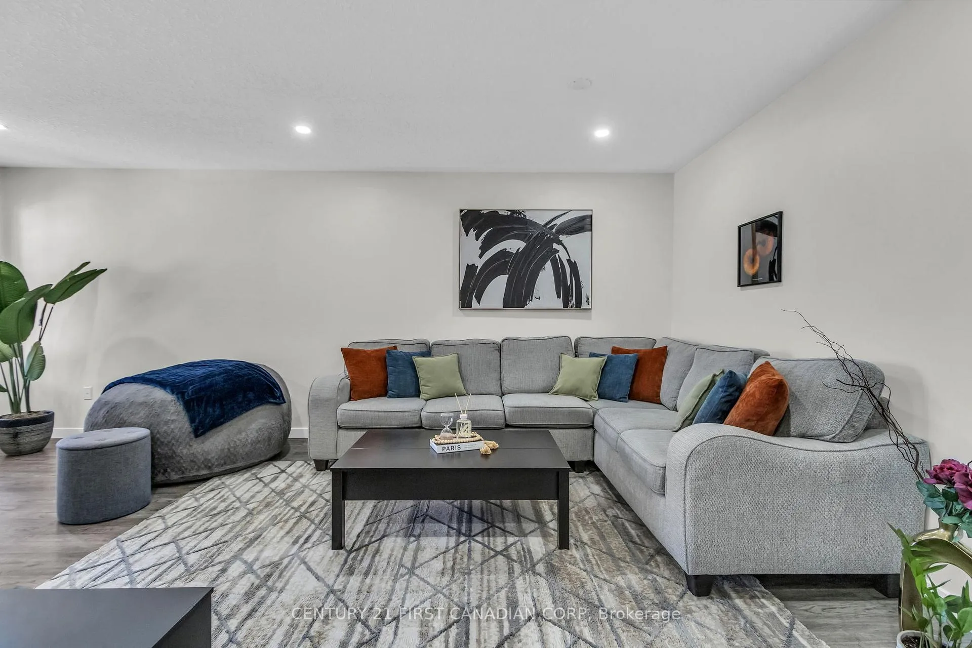 Photo 41 of 132 Jensen Road, London, East D — HOMEH