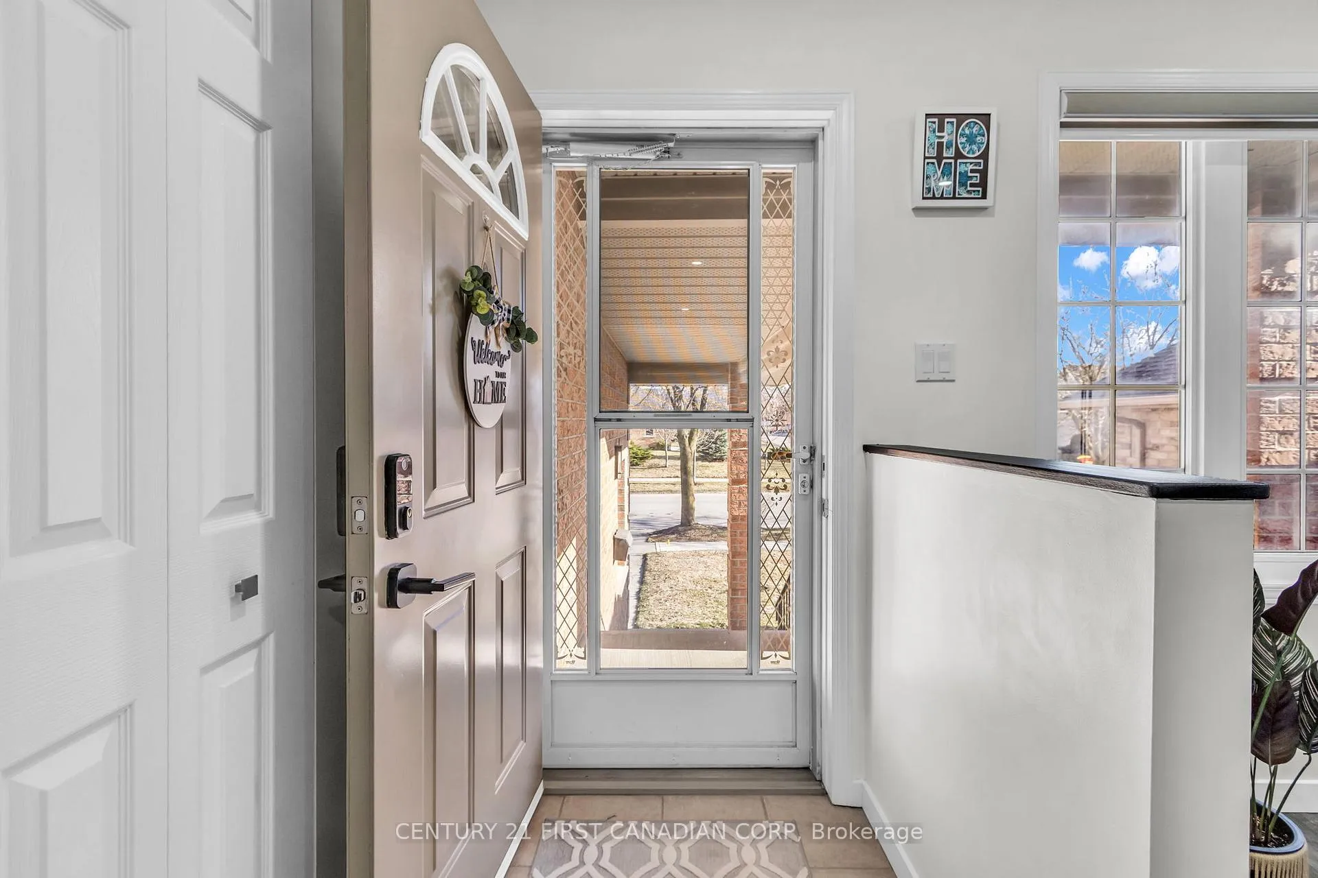 Photo 44 of 132 Jensen Road, London, East D — HOMEH