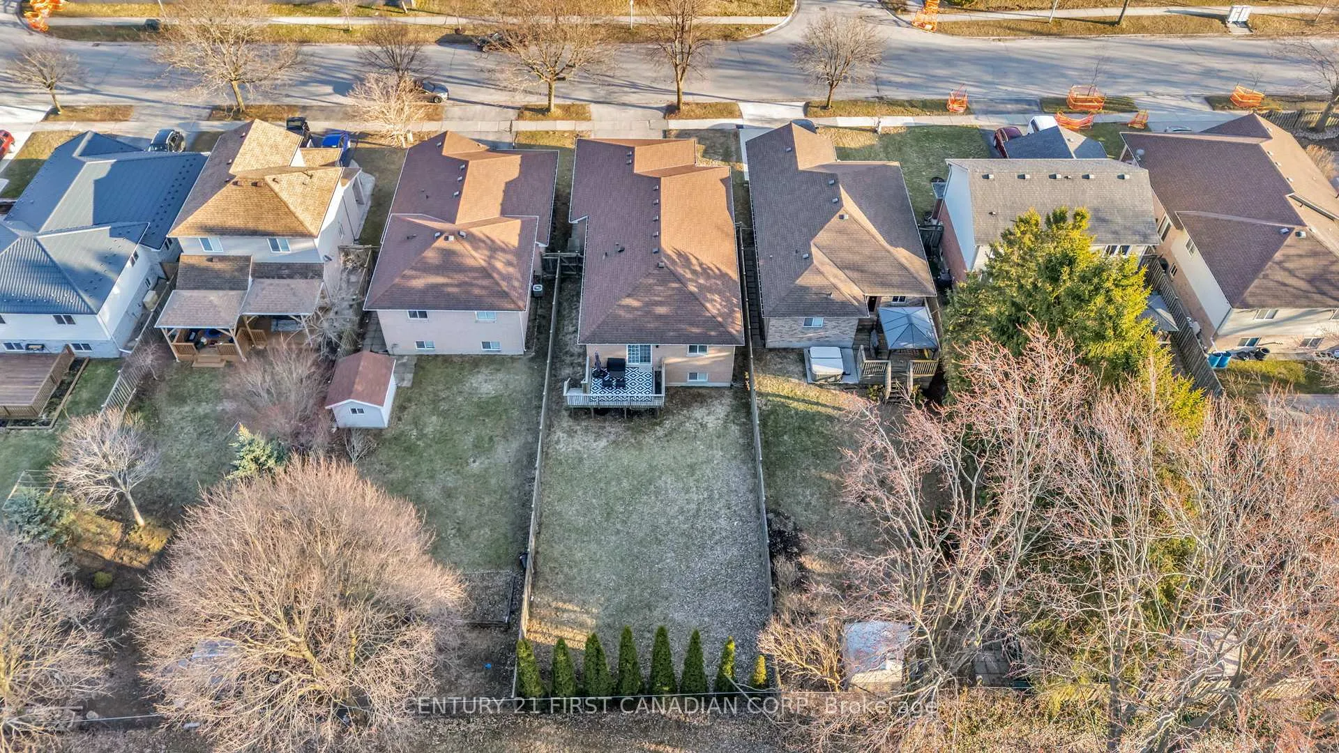 Photo 47 of 132 Jensen Road, London, East D — HOMEH