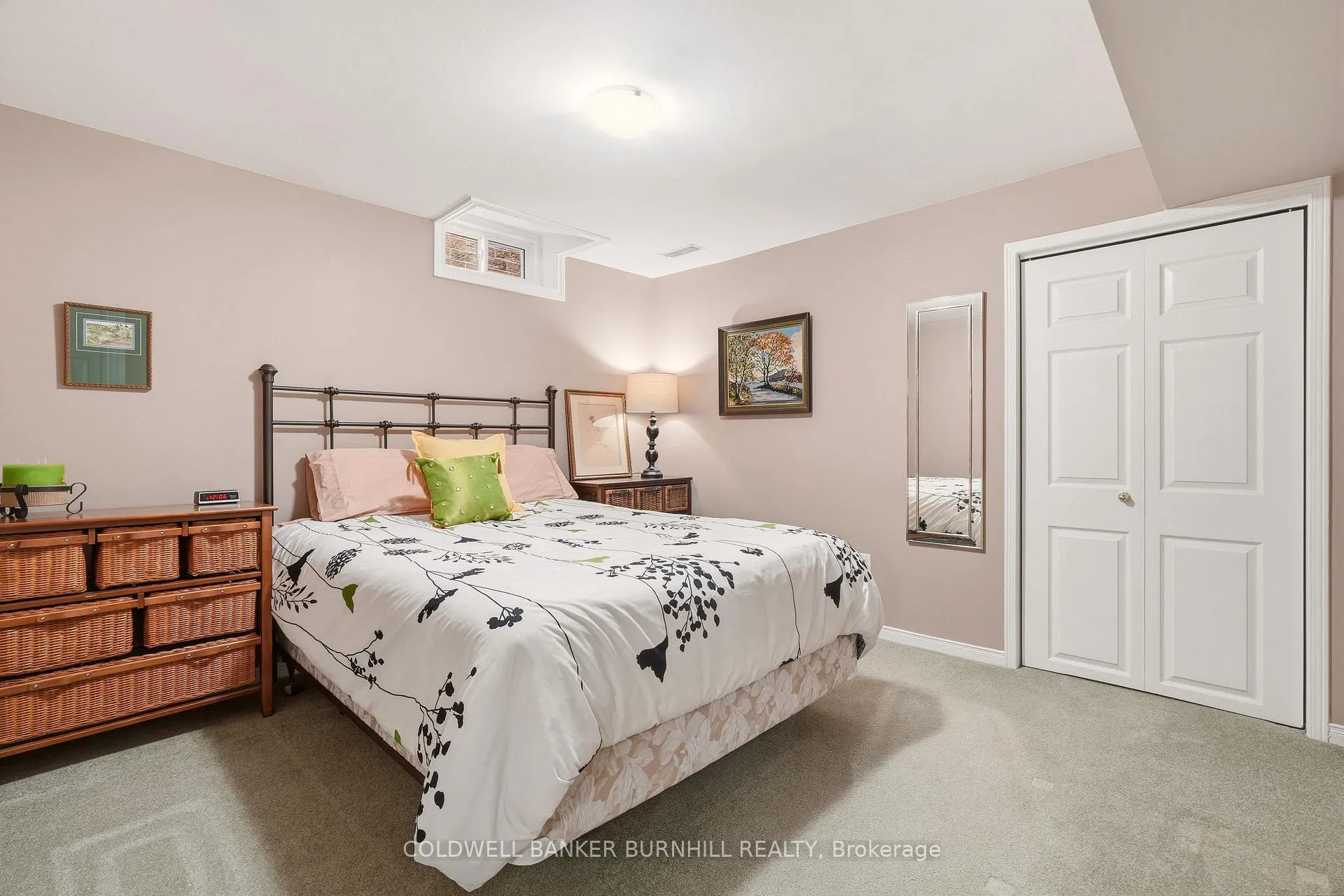 Photo 30 of 133 Thoroughbred Boulevard, Hamilton, Ancaster — HOMEH