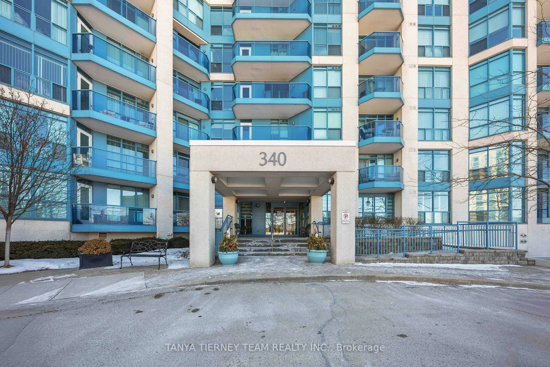 Photo 4 of Unit 903, 340 Watson Street W, Whitby, Port Whitby — HOMEH