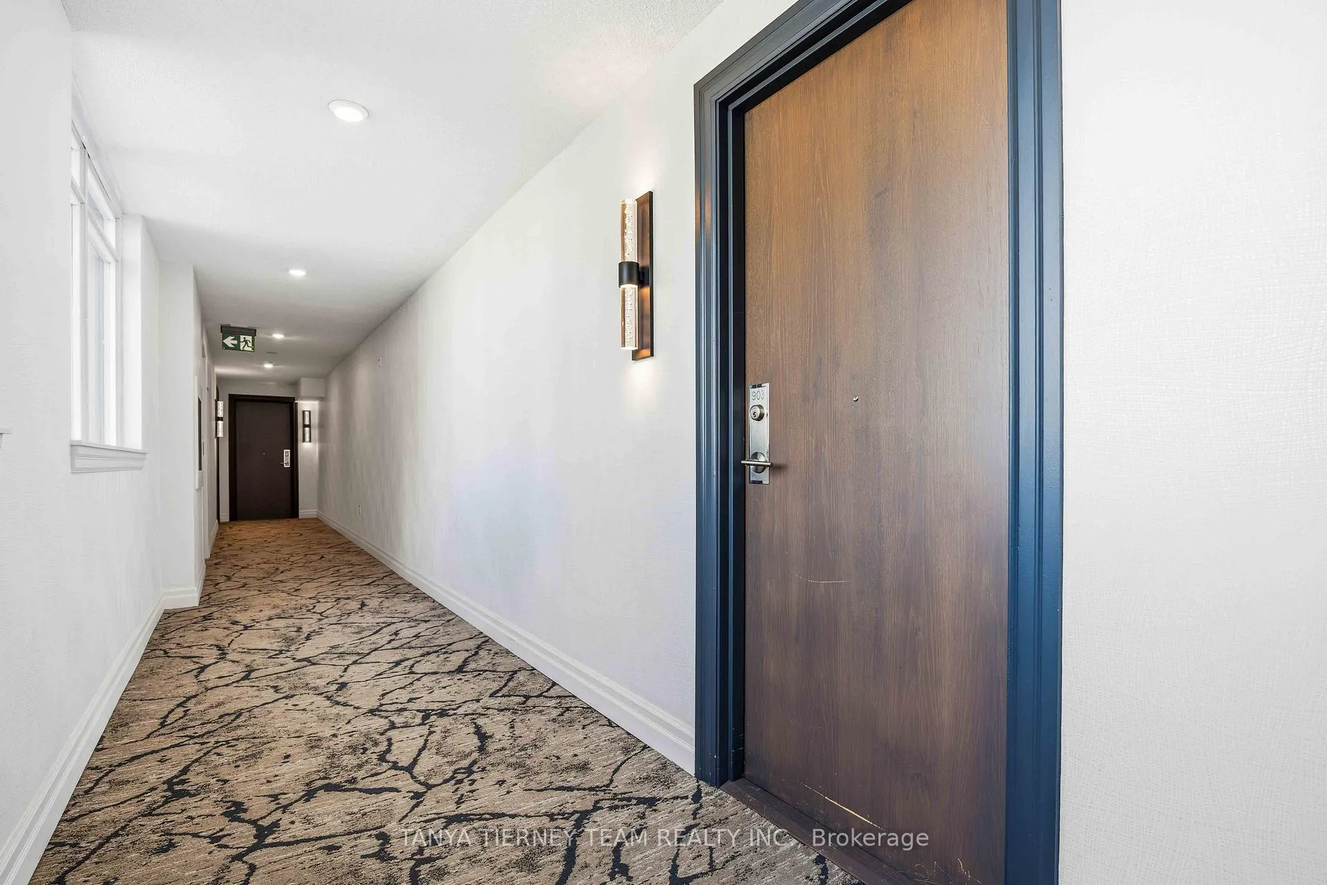 Photo 8 of Unit 903, 340 Watson Street W, Whitby, Port Whitby — HOMEH