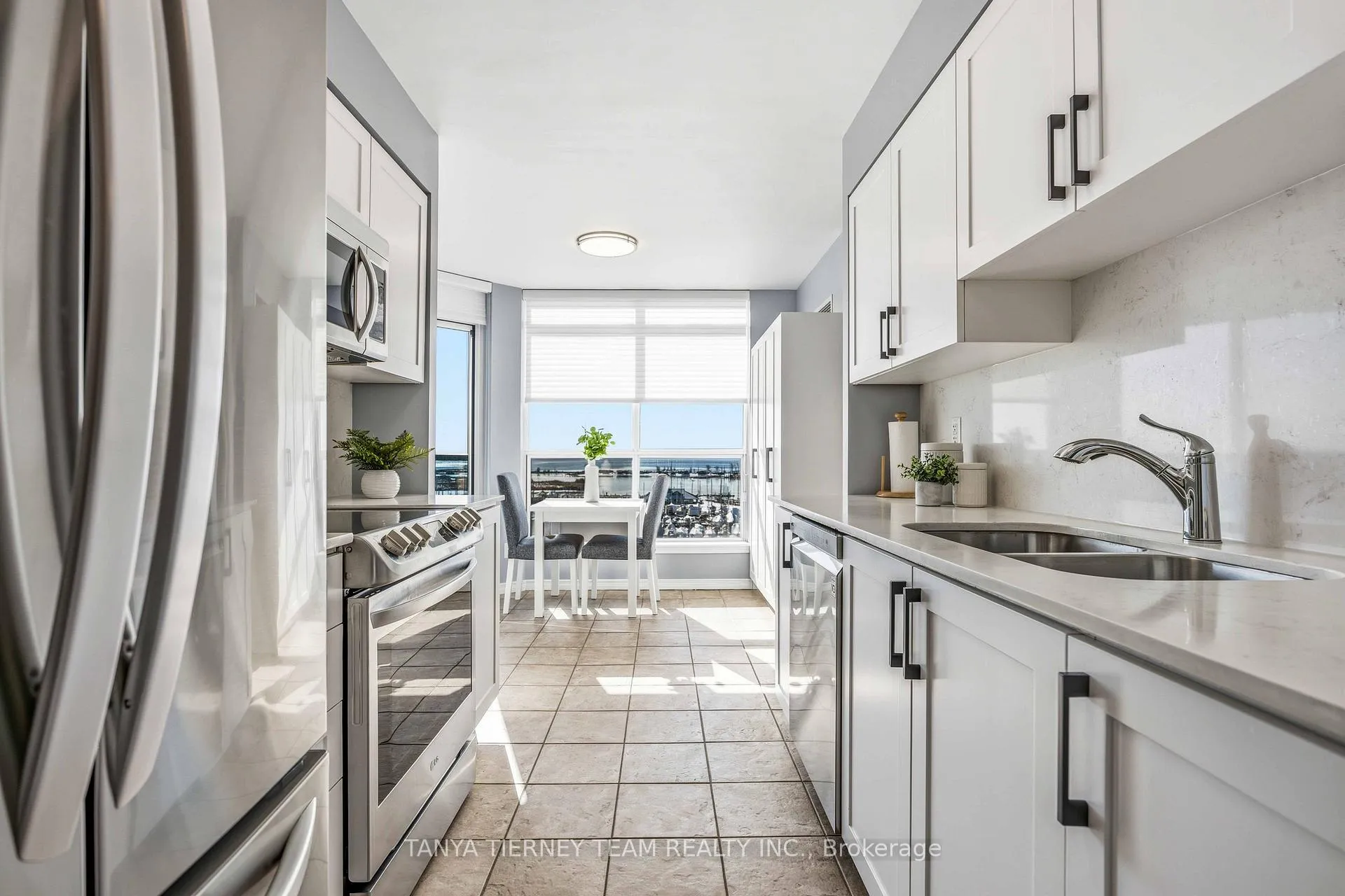 Photo 18 of Unit 903, 340 Watson Street W, Whitby, Port Whitby — HOMEH