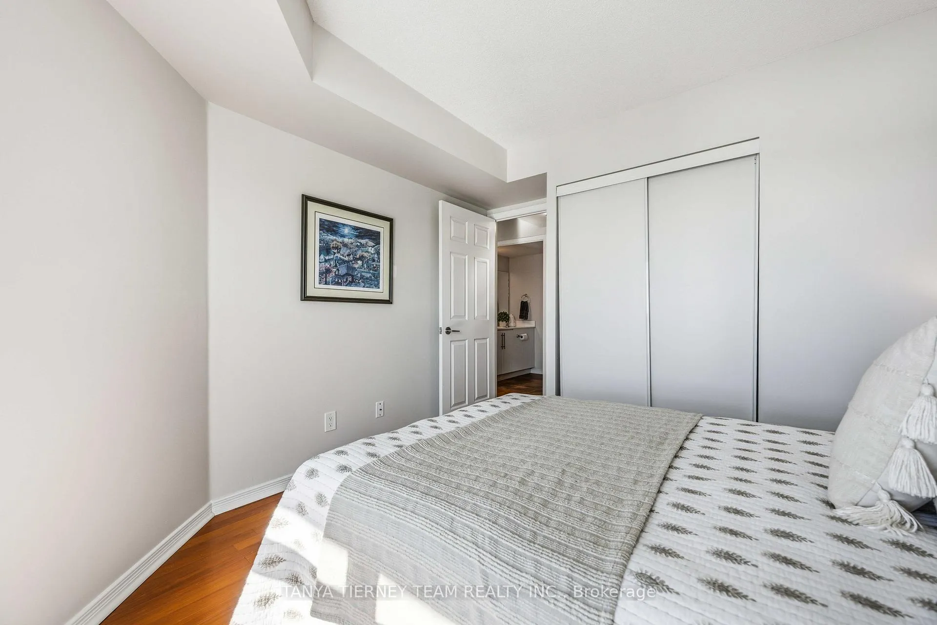 Photo 30 of Unit 903, 340 Watson Street W, Whitby, Port Whitby — HOMEH