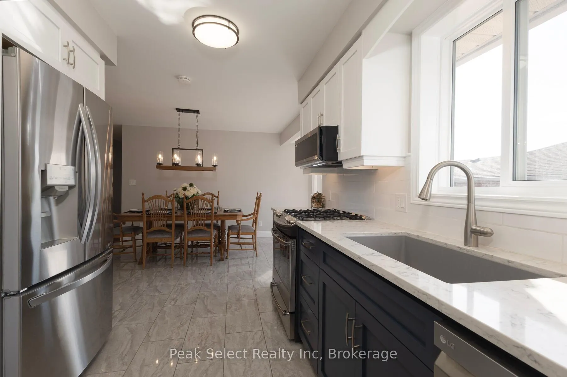 Photo 10 of 12 Meadowridge Drive, St. Marys — HOMEH
