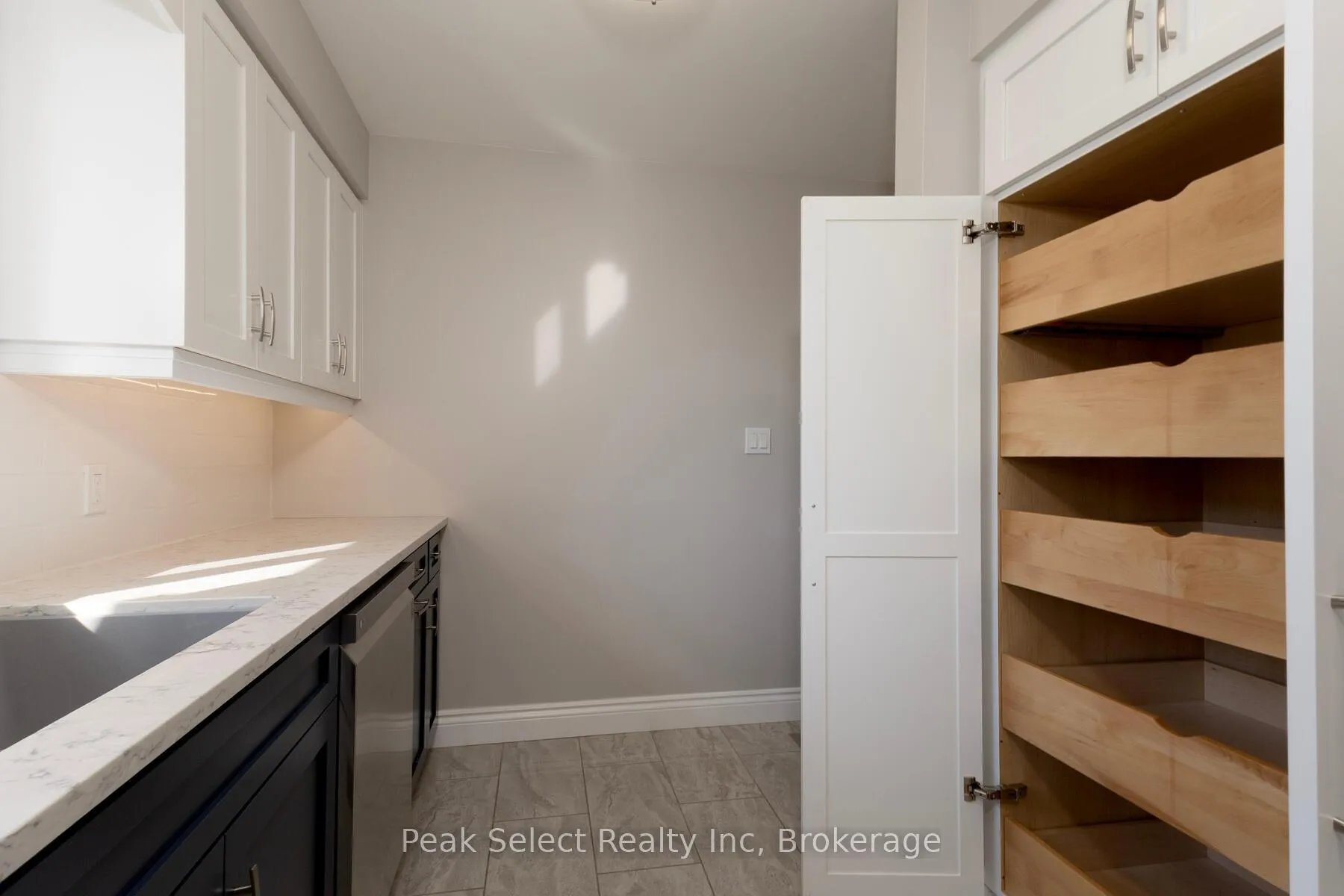 Photo 13 of 12 Meadowridge Drive, St. Marys — HOMEH