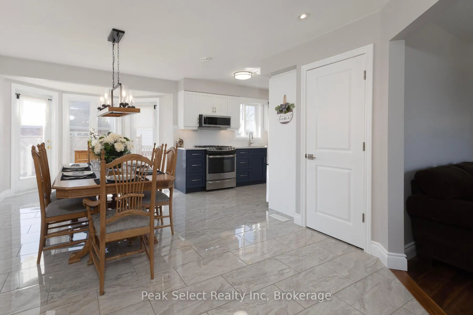 Photo 16 of 12 Meadowridge Drive, St. Marys — HOMEH