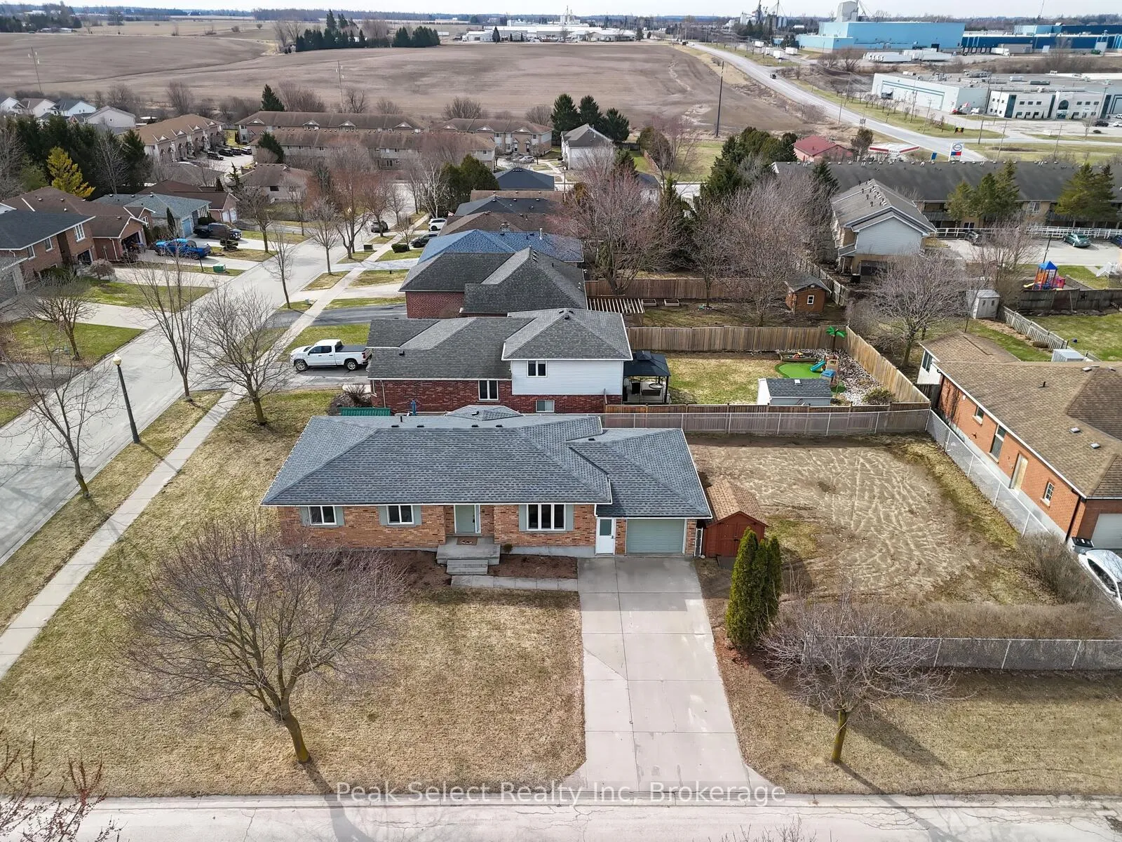Photo 46 of 12 Meadowridge Drive, St. Marys — HOMEH