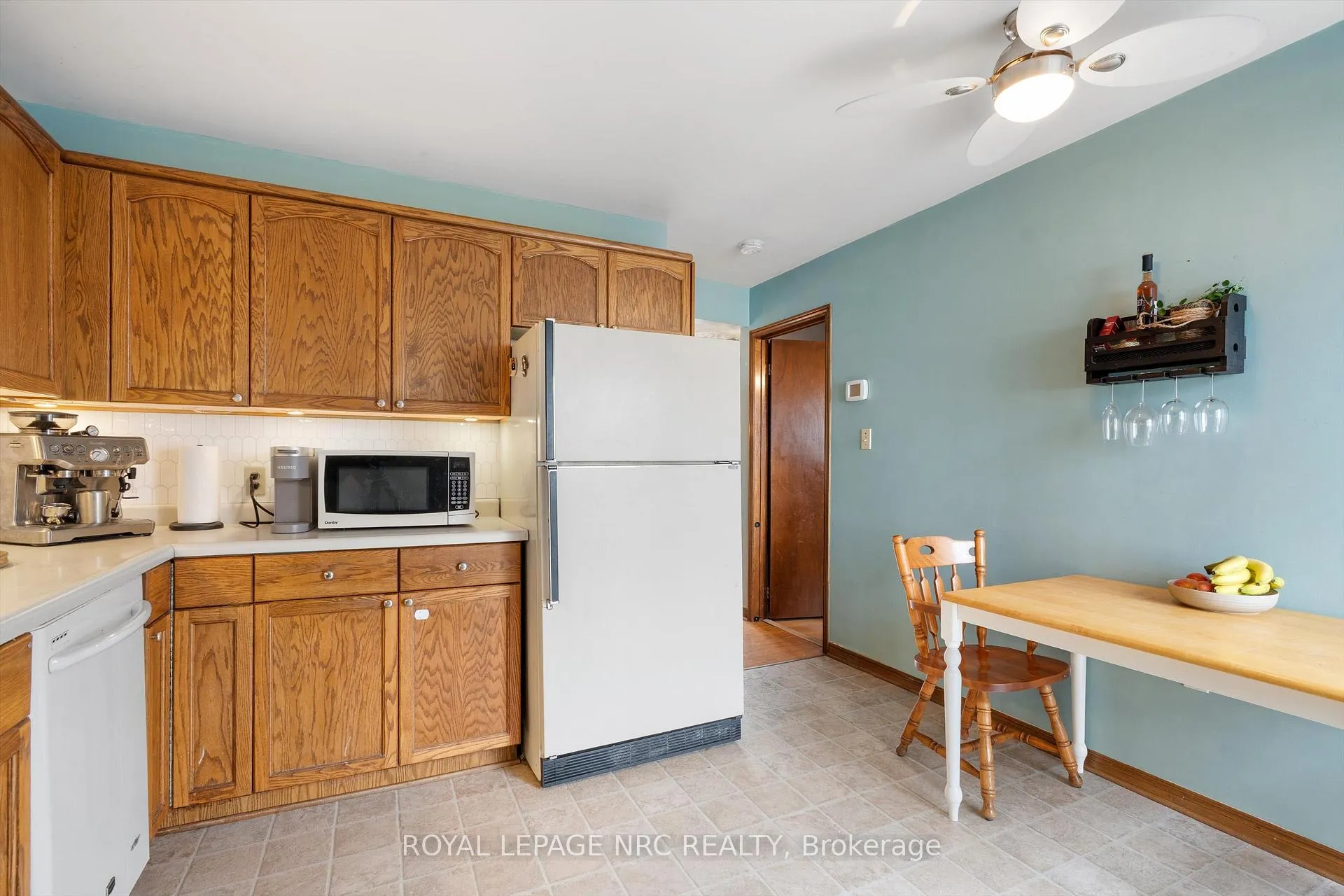 Photo 11 of 163 Pine Street S, Thorold, Thorold Downtown — HOMEH