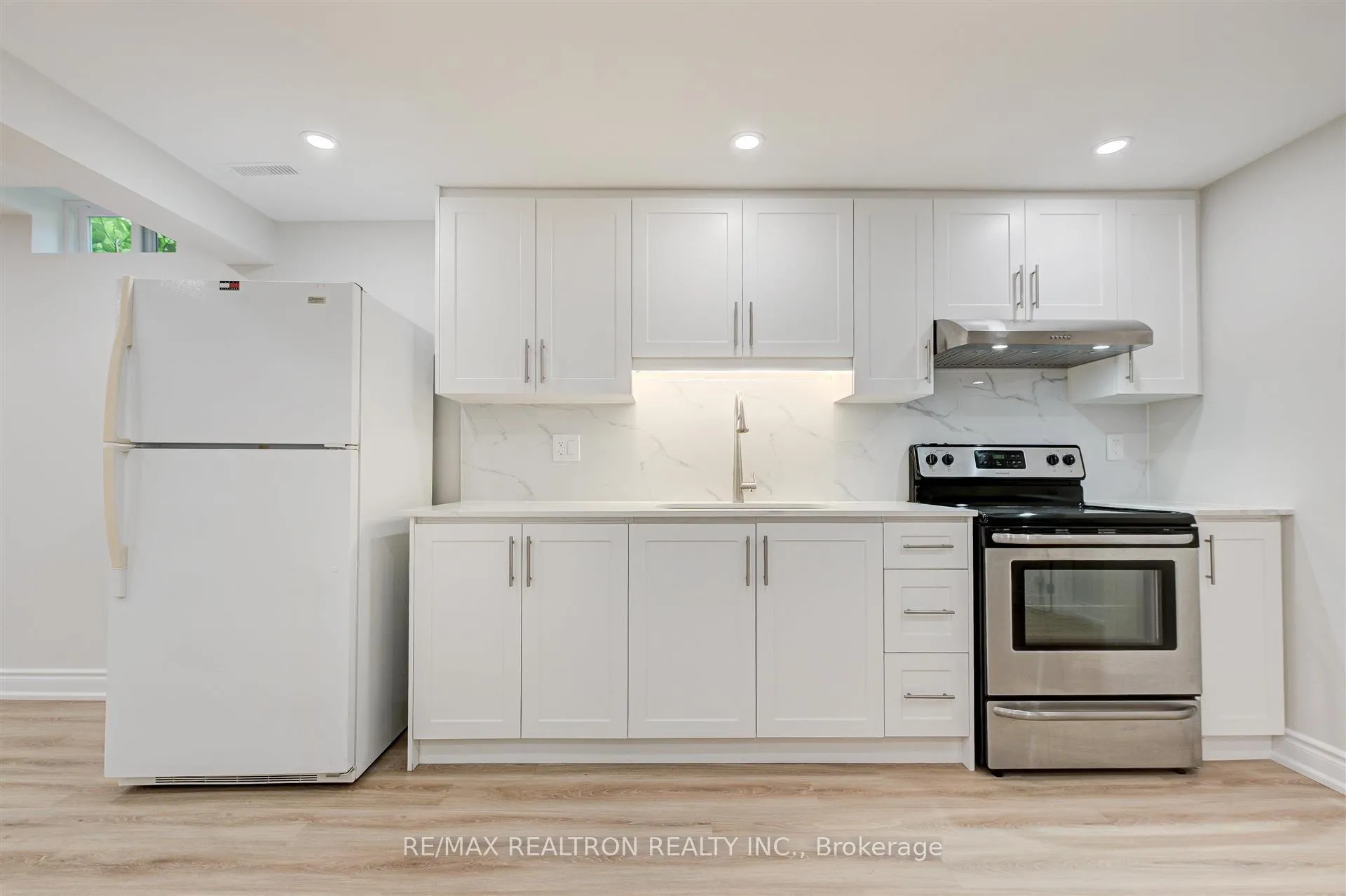 Photo 7 of Unit Lower, 12 Randall Avenue, Markham, Milliken Mills East — HOMEH