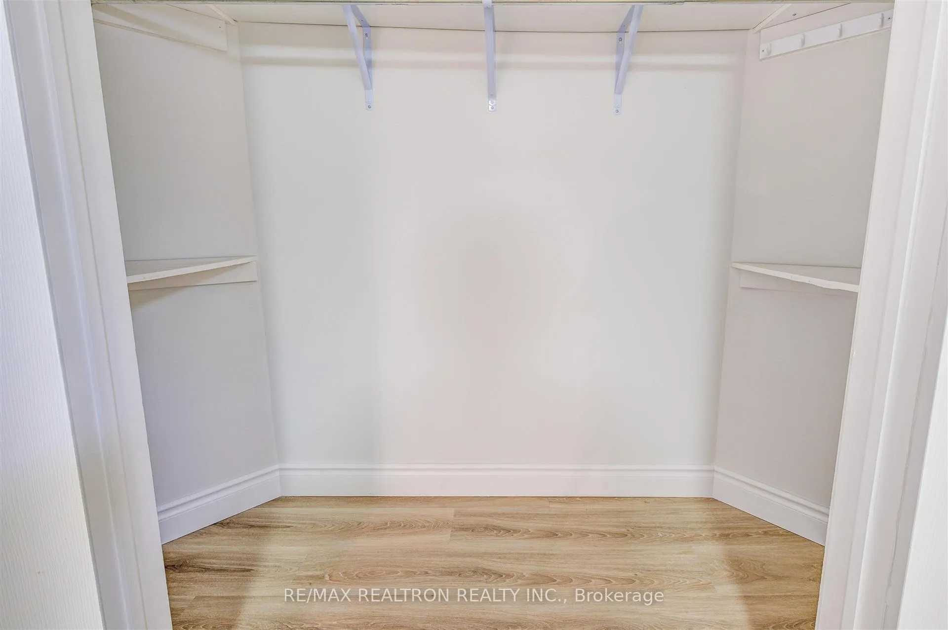 Photo 14 of Unit Lower, 12 Randall Avenue, Markham, Milliken Mills East — HOMEH
