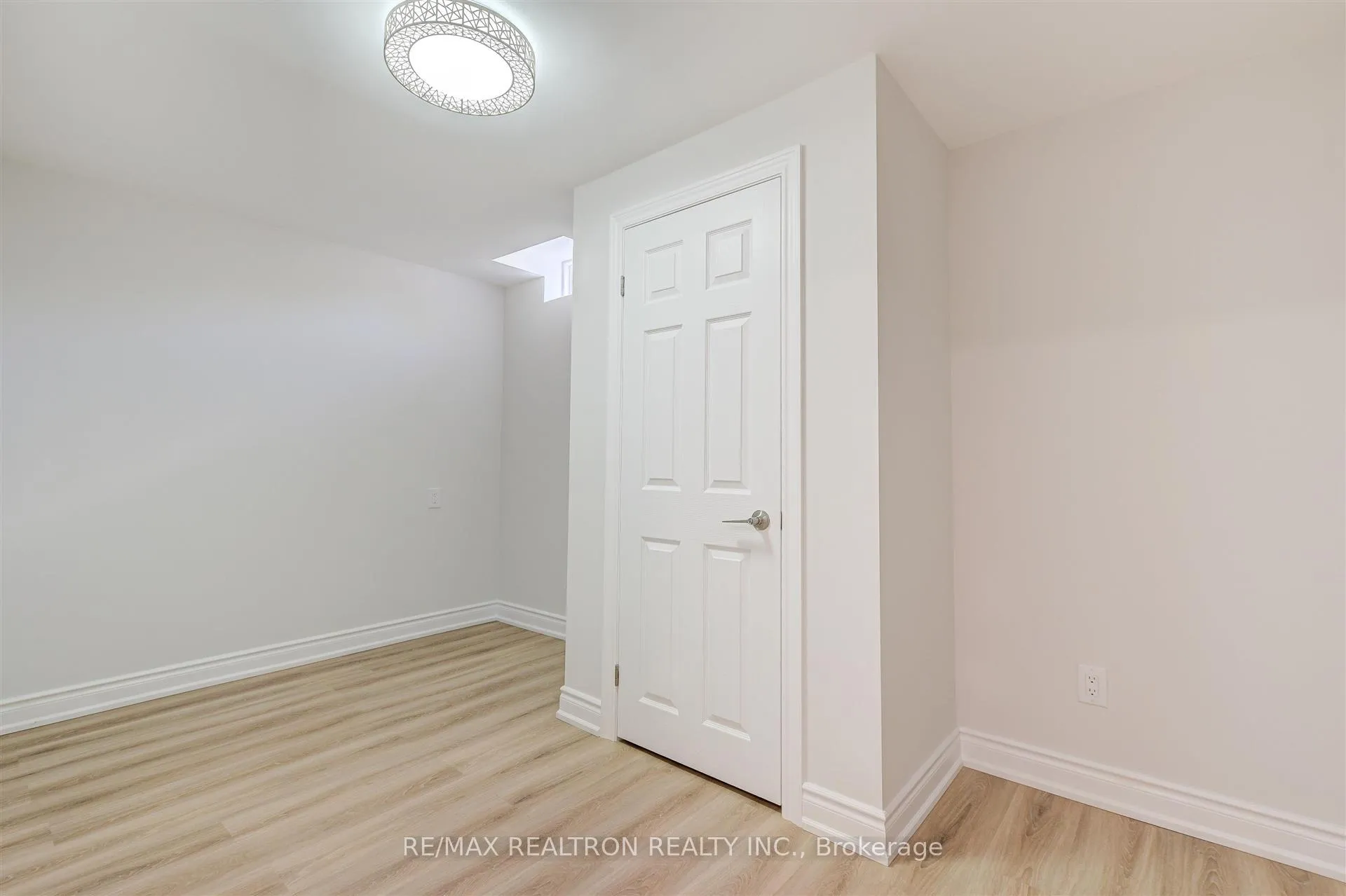 Photo 15 of Unit Lower, 12 Randall Avenue, Markham, Milliken Mills East — HOMEH