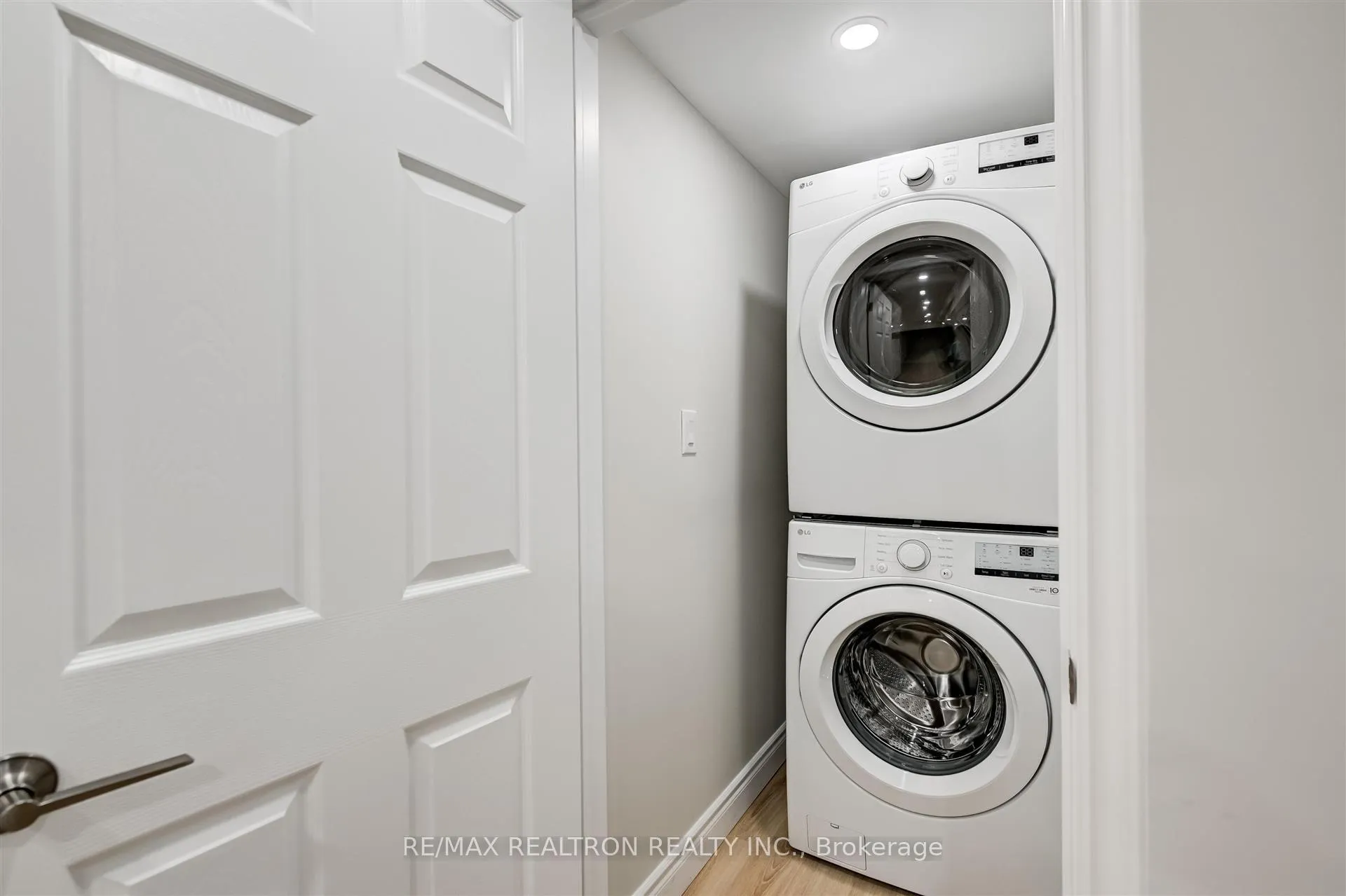 Photo 17 of Unit Lower, 12 Randall Avenue, Markham, Milliken Mills East — HOMEH
