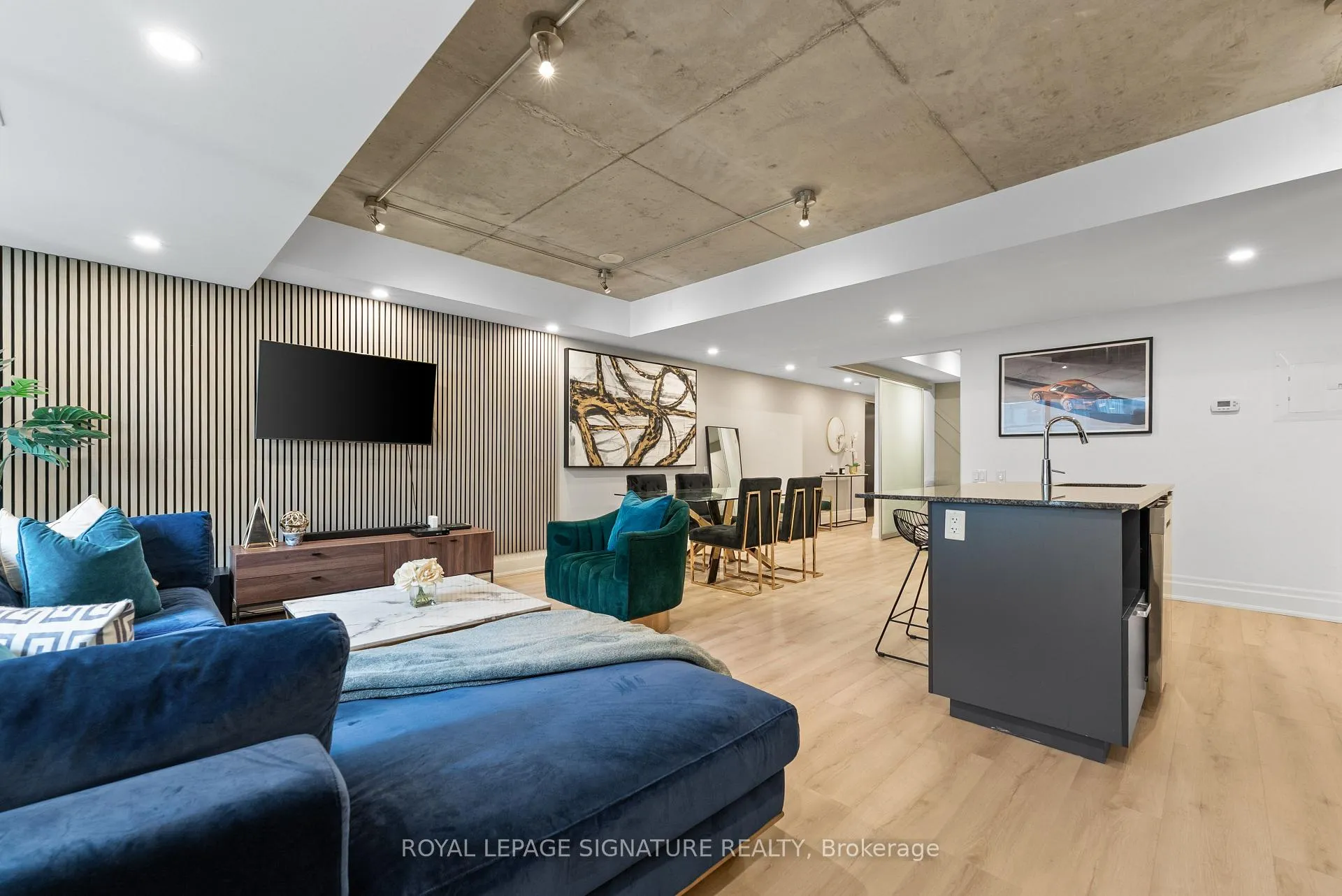 Photo 6 of Unit 109, 95 Bathurst Street, Toronto, Waterfront Communities — HOMEH