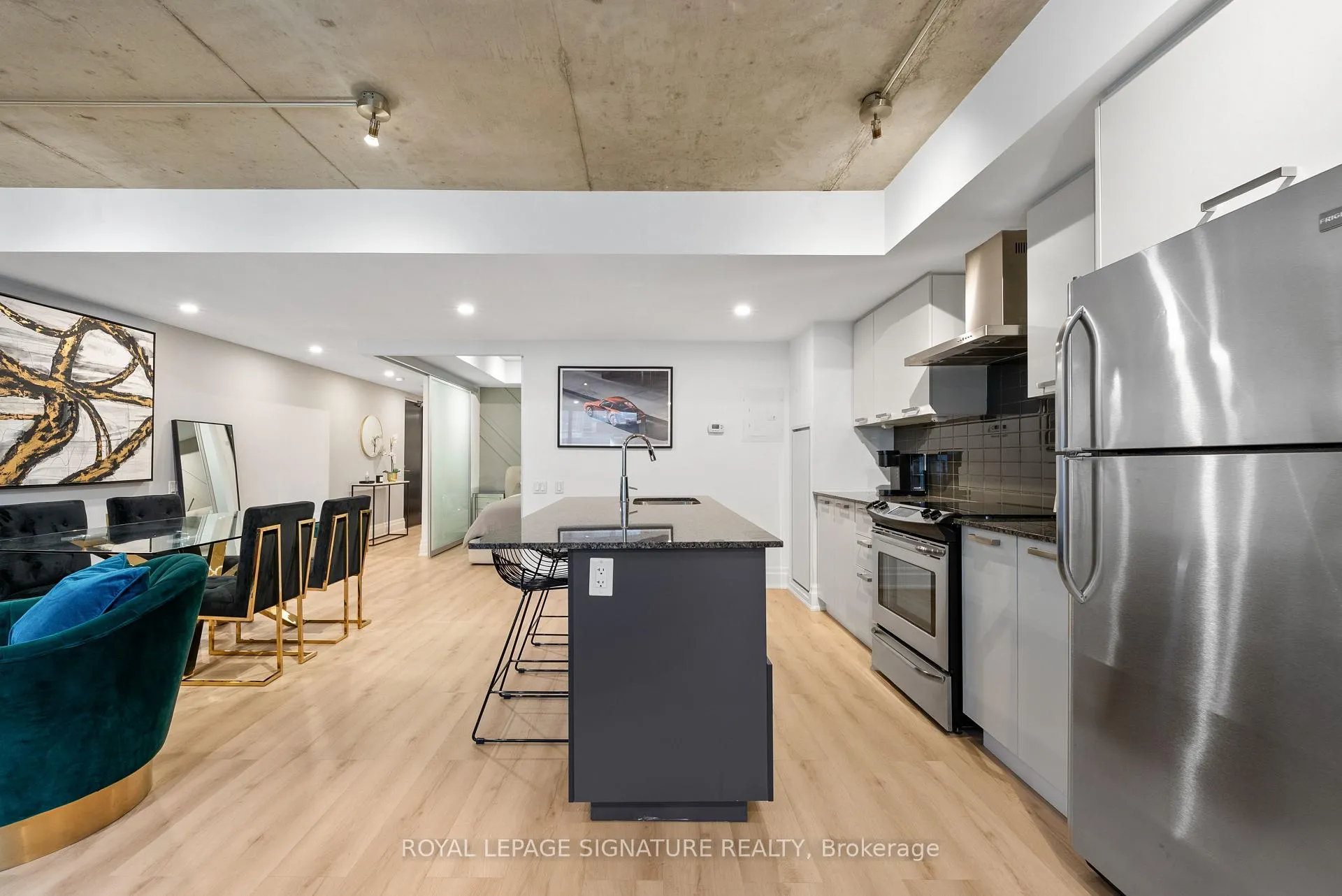 Photo 8 of Unit 109, 95 Bathurst Street, Toronto, Waterfront Communities — HOMEH