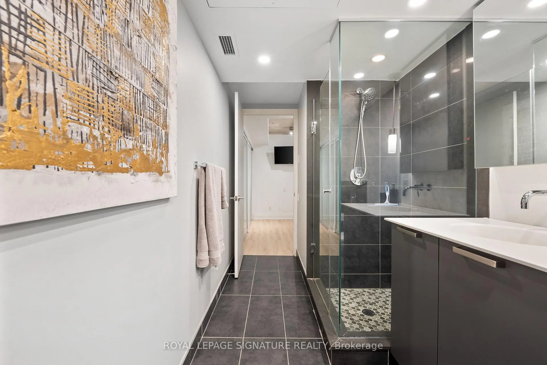 Photo 14 of Unit 109, 95 Bathurst Street, Toronto, Waterfront Communities — HOMEH